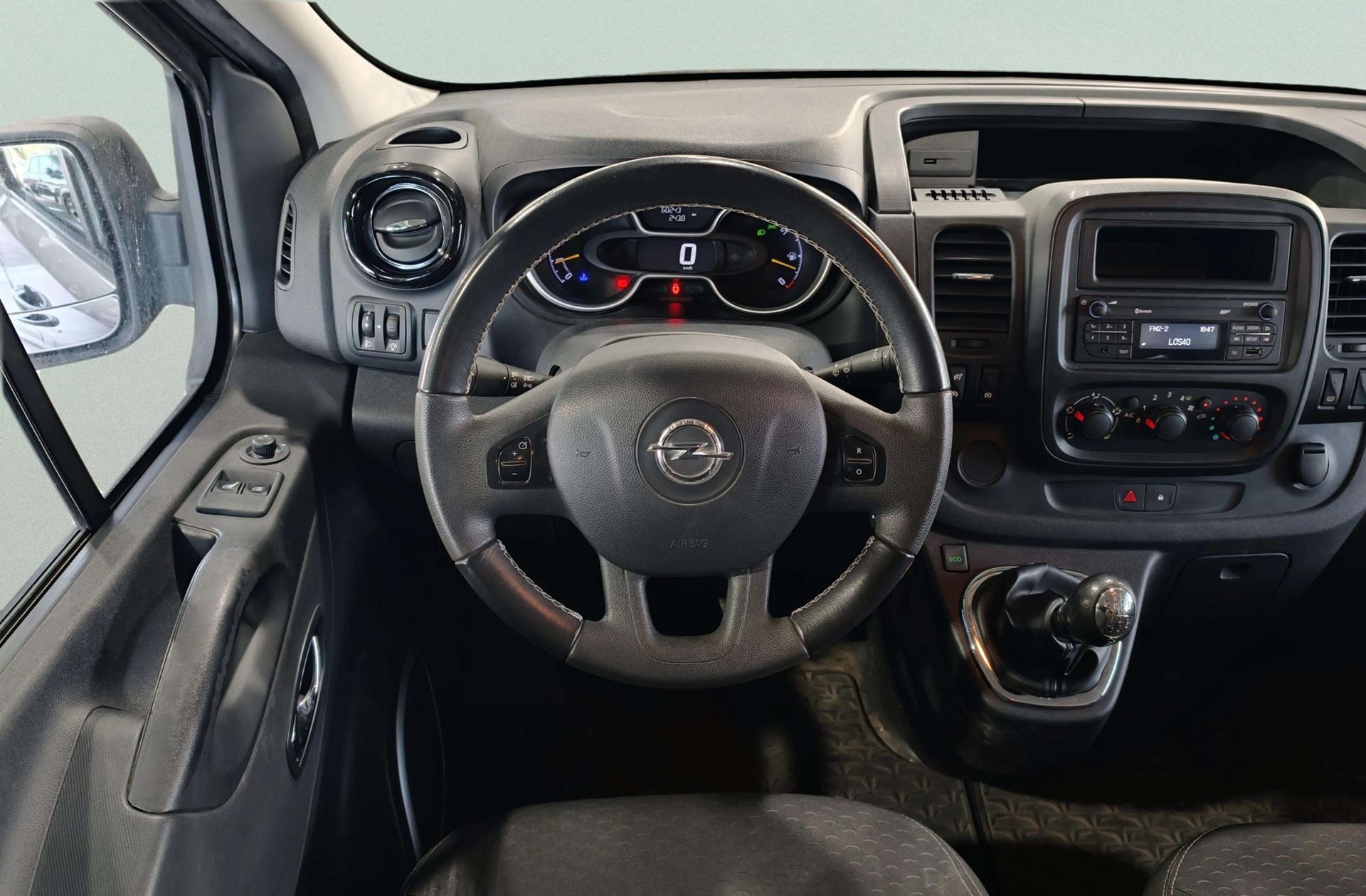 Opel Vivaro Combi 1.6 CDTI L1 2.7t - foto 16