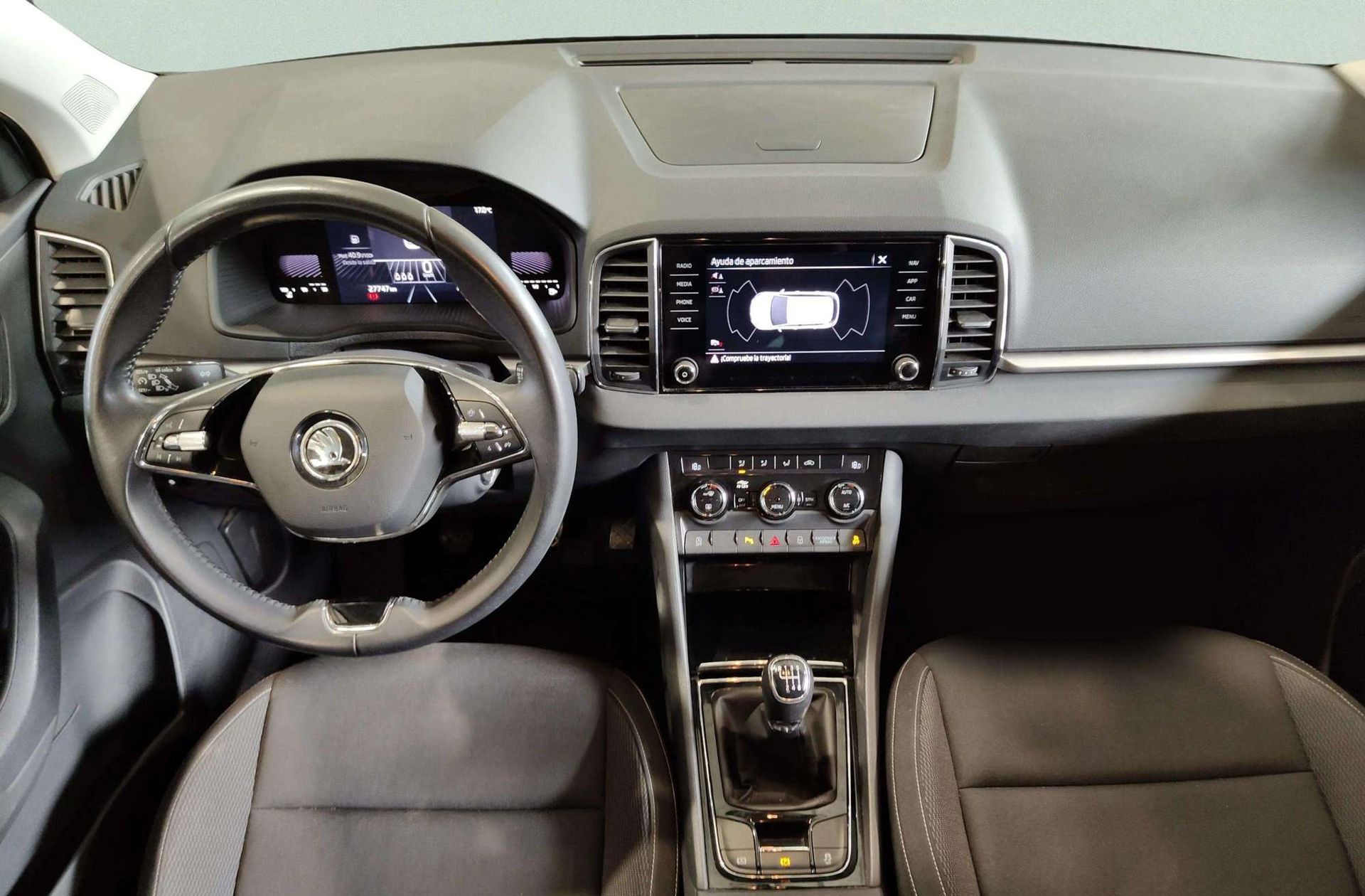 Škoda Karoq 2.0 TDI Selection - foto 6