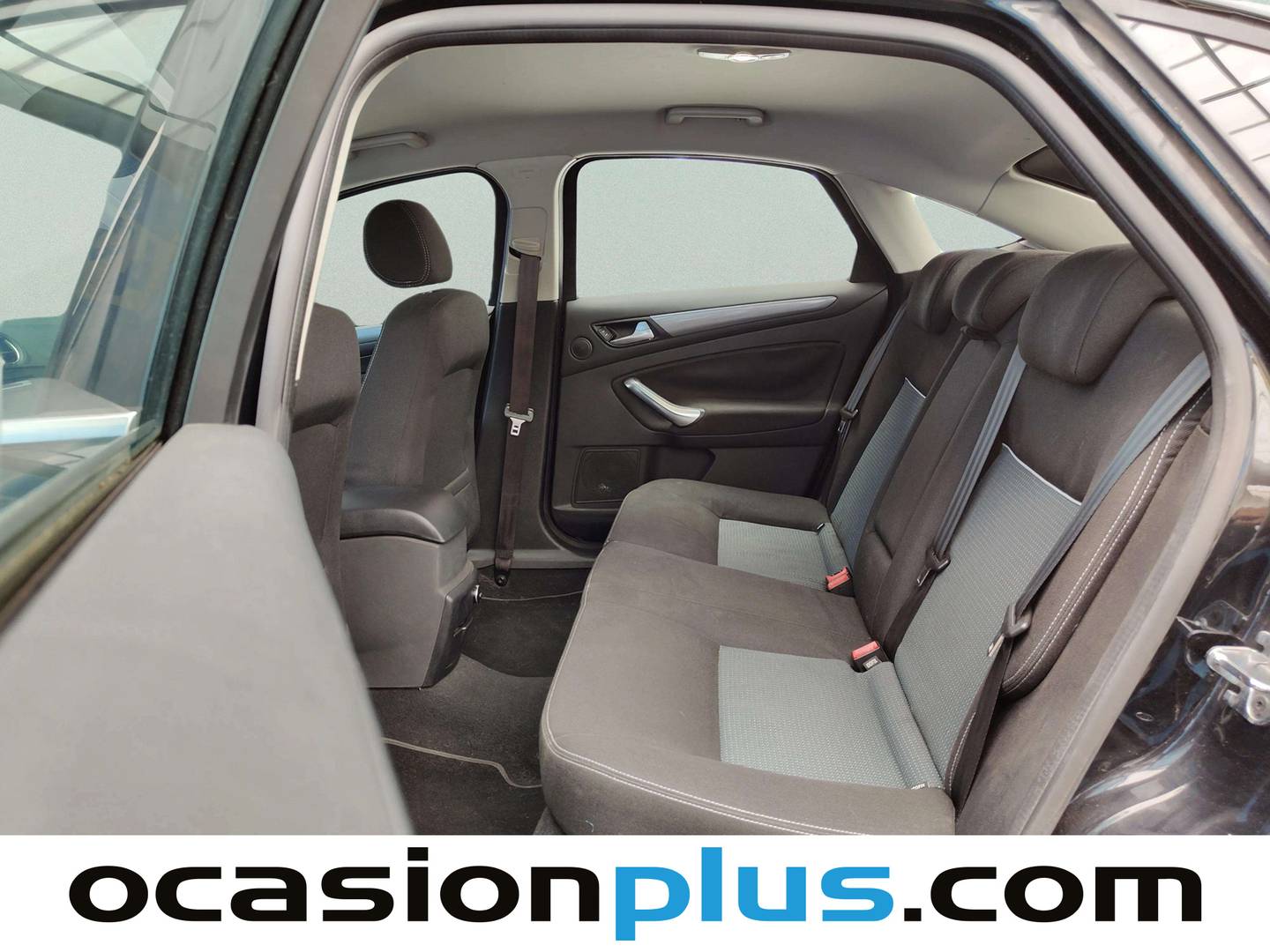 Foto asientos traseros Ford Mondeo Ford Mondeo 2.0 TDCI Limited Edition (140 CV)