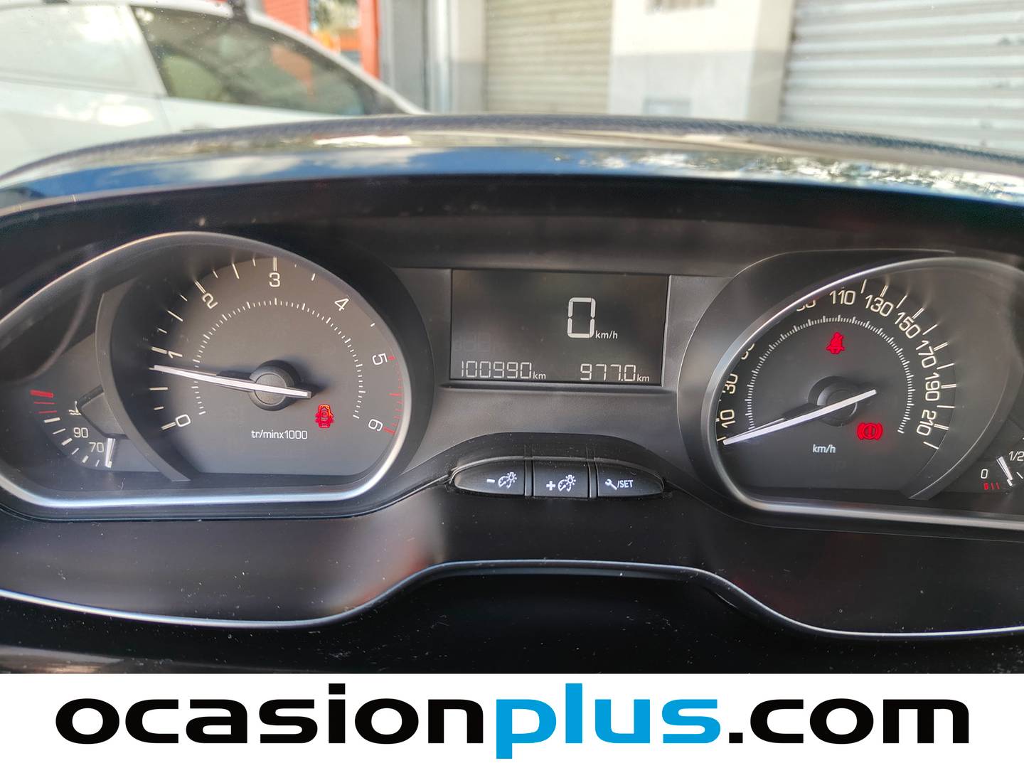 Peugeot 208 Peugeot 208 1.6 BlueHDi Style (100 CV) manual