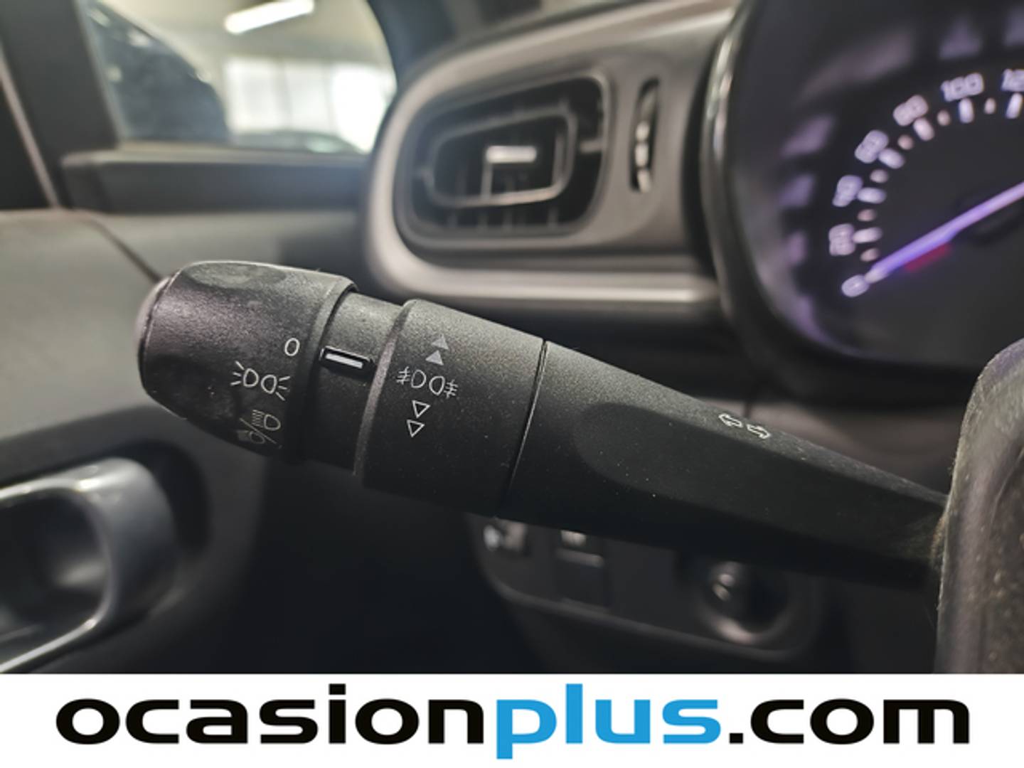 Citroën C3 Citroën C3 PureTech 82 Feel (82 CV) 2018