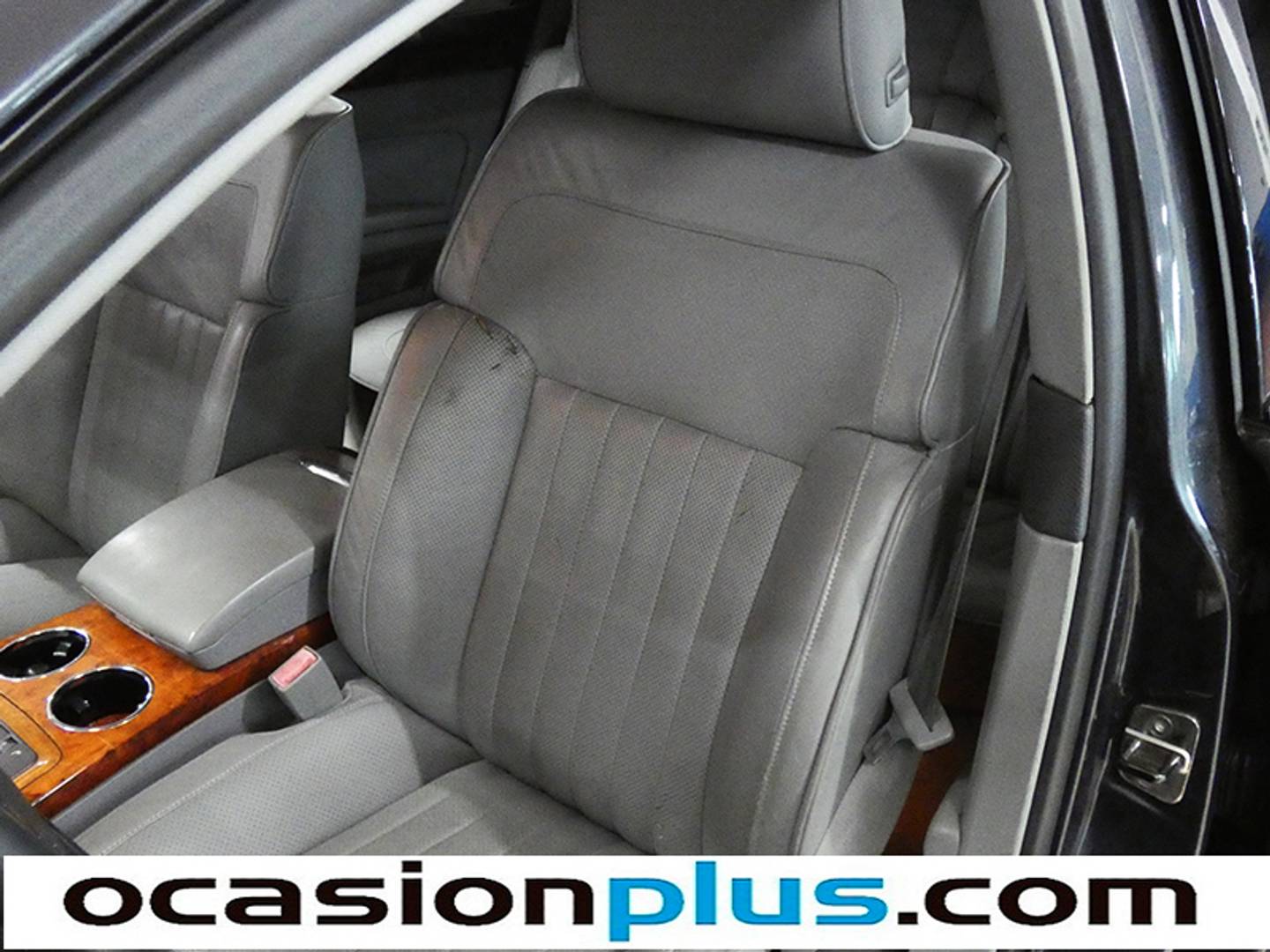 Extras y acabados del Volkswagen Phaeton Volkswagen Phaeton 3.0 TDI V6 4Motion (225CV) tiptronic