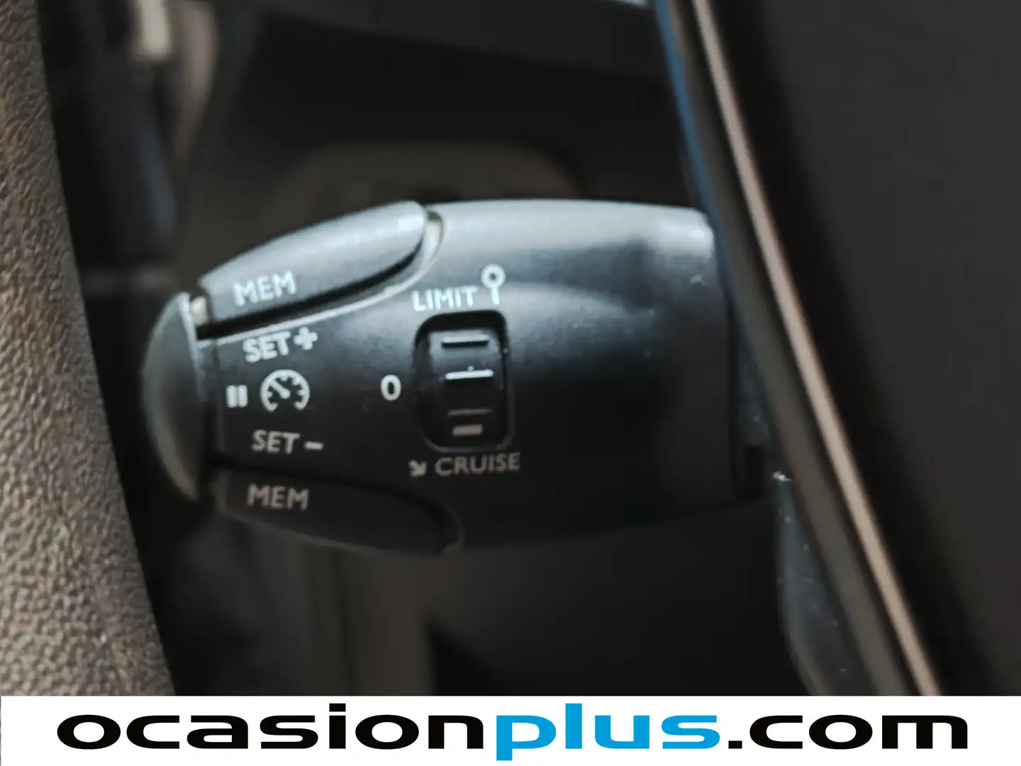 Foto Peugeot Rifter Peugeot Rifter BlueHDi 130 S&S Allure Business Standard (130 CV)