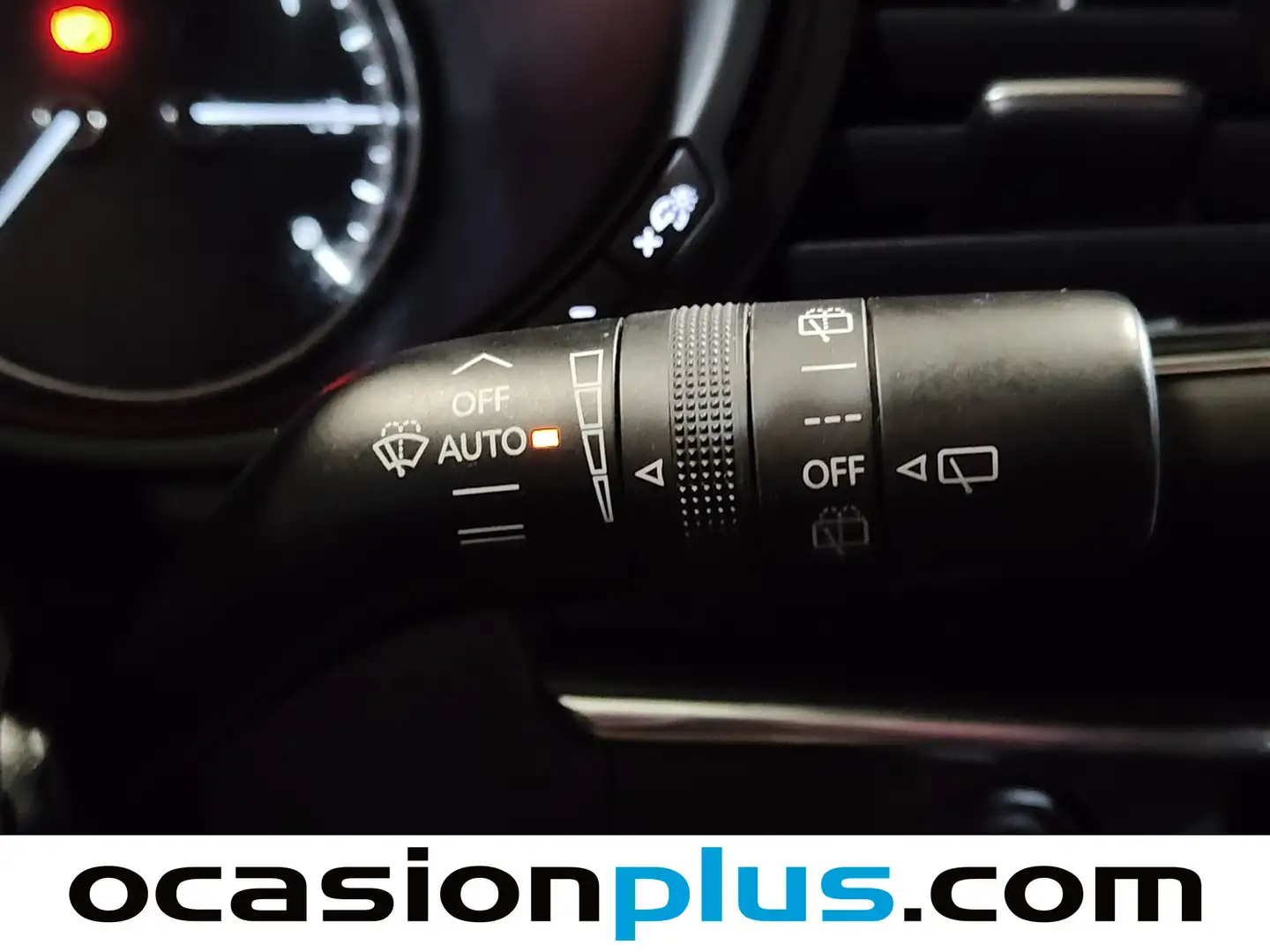 Foto Mazda Mazda3 Mazda Mazda 3 2.0 e-Skyactiv-G Evolution  (122 CV)