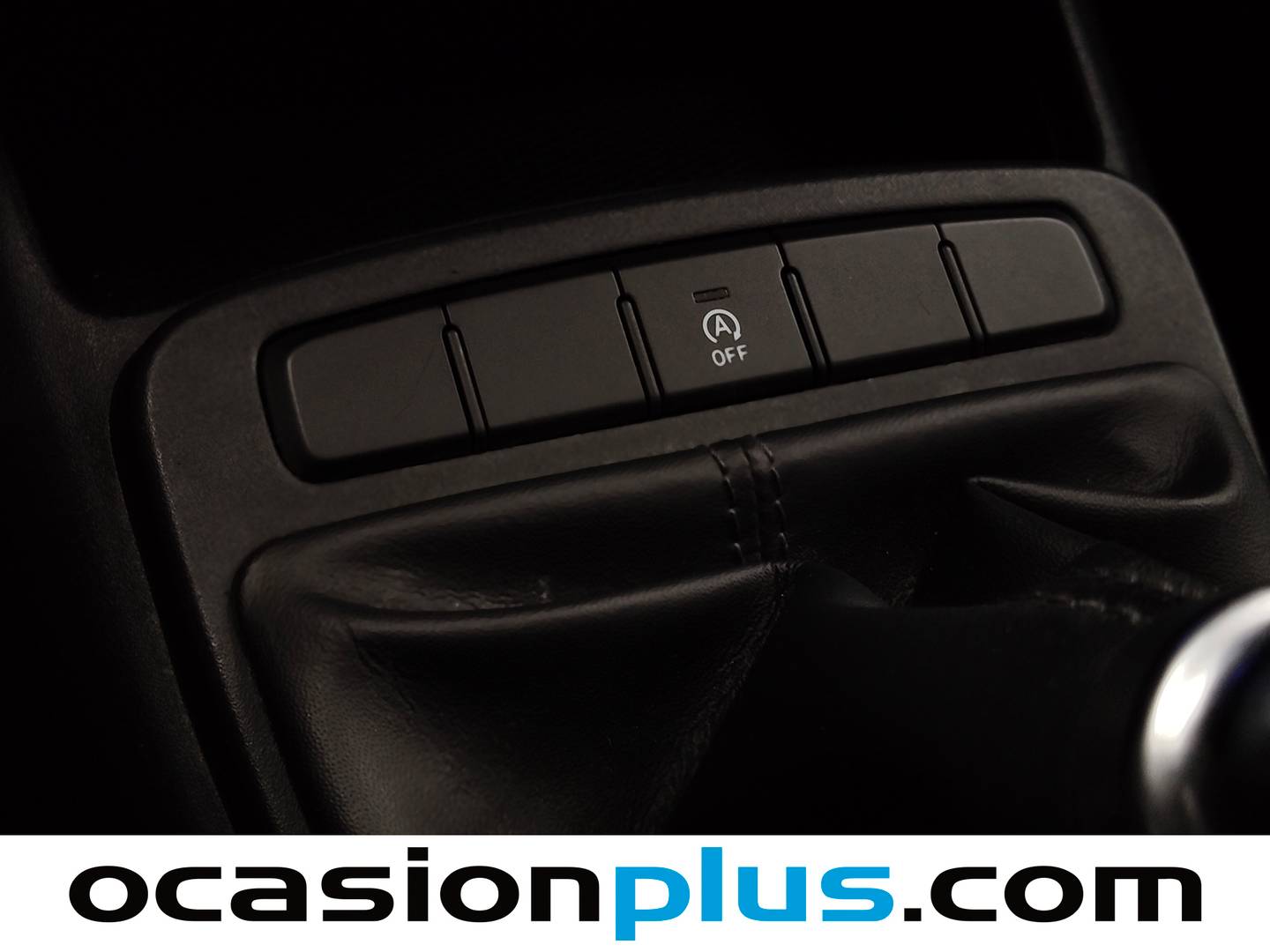 Equipamiento del Hyundai i10 Hyundai i10 1.0 Essence (67 CV)