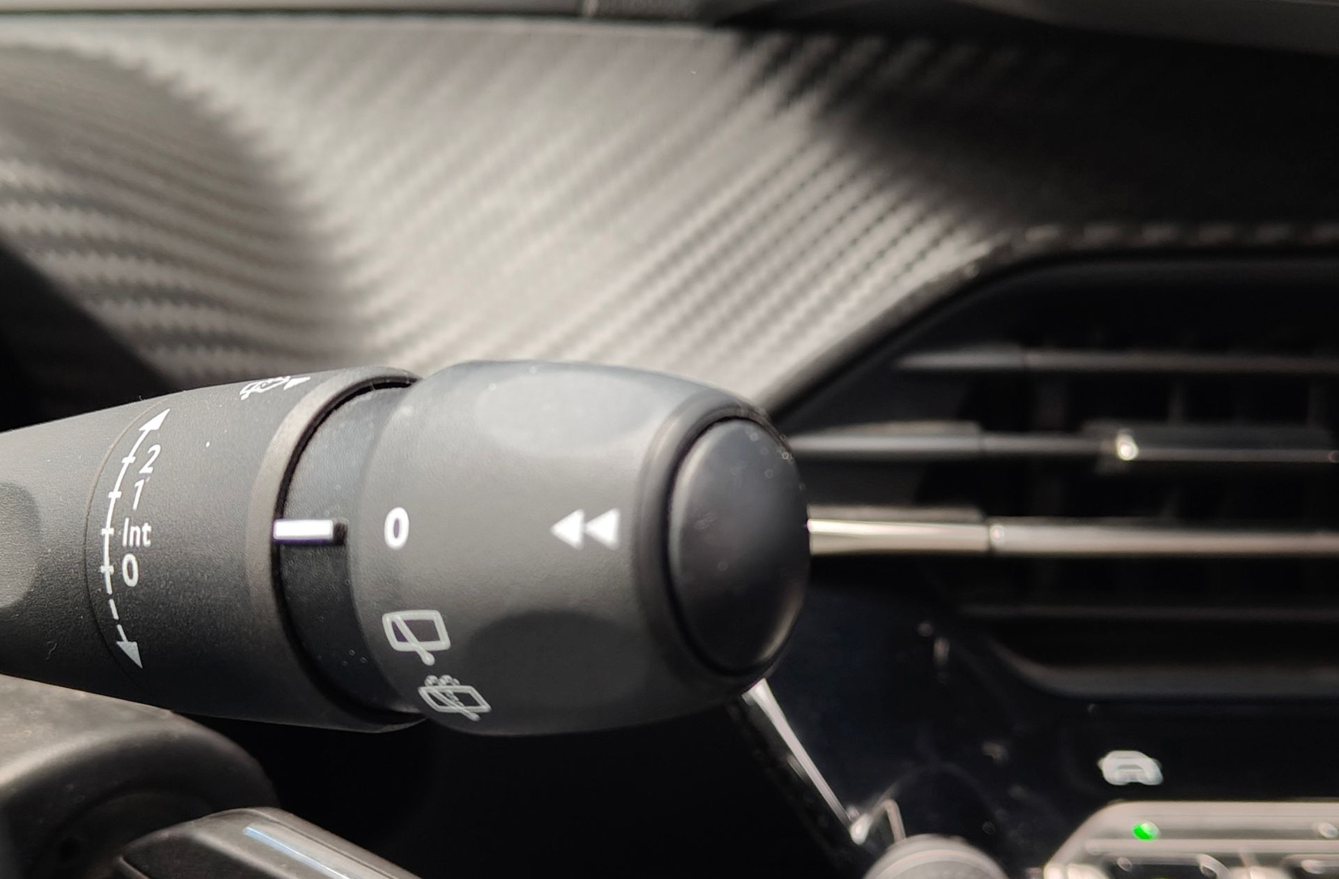 Peugeot 208 Style Hybrid 110 eDCS6 - foto 28
