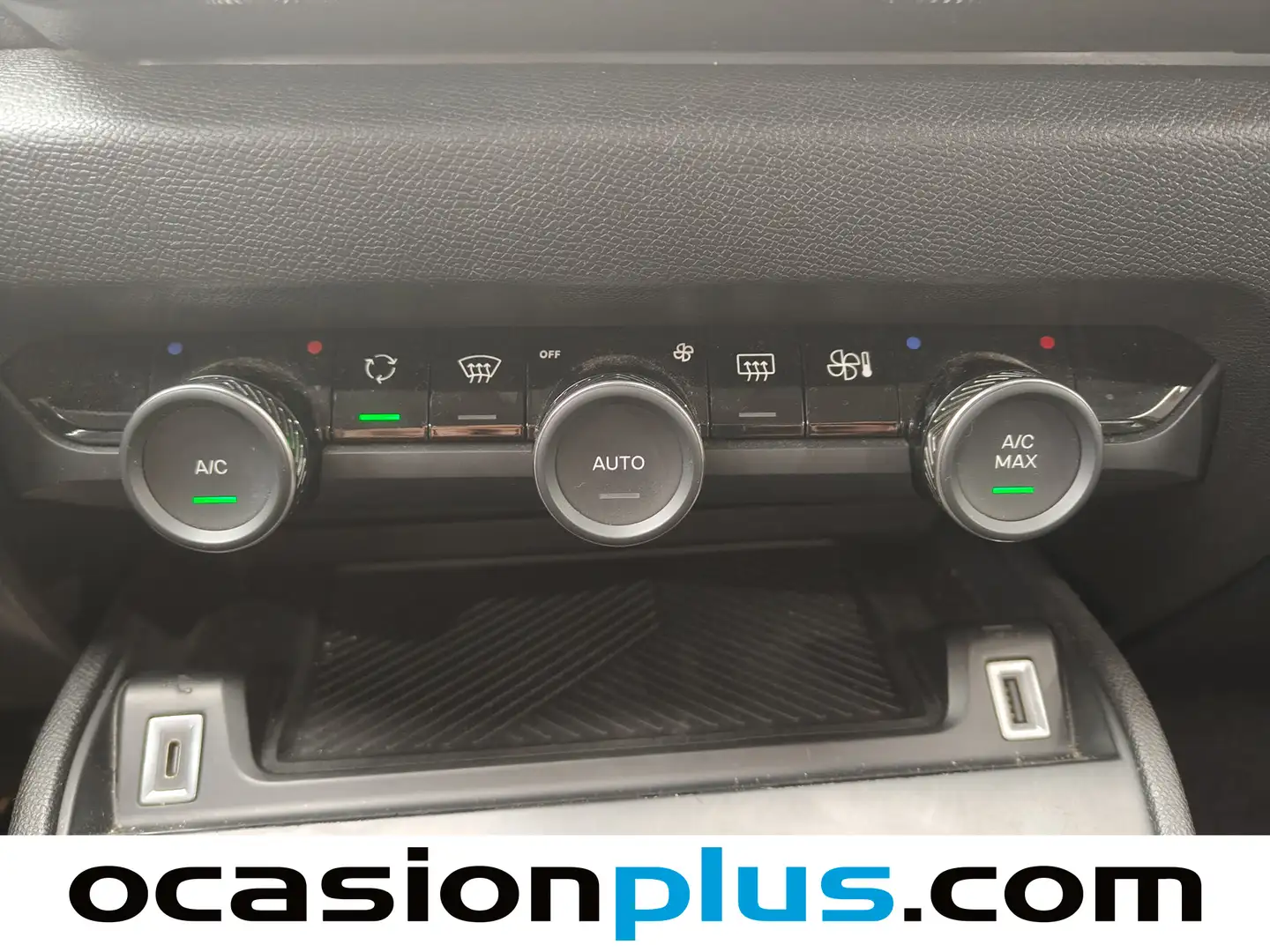 Foto Citroën C4 Citroen C4 PureTech 130 S&S 6v Feel Pack (130 CV)