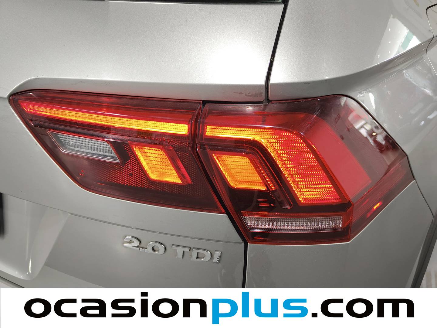 Foto Volkswagen Tiguan Volkswagen Tiguan Advance 2.0 TDI BMT (150 CV) DSG Pack R Line