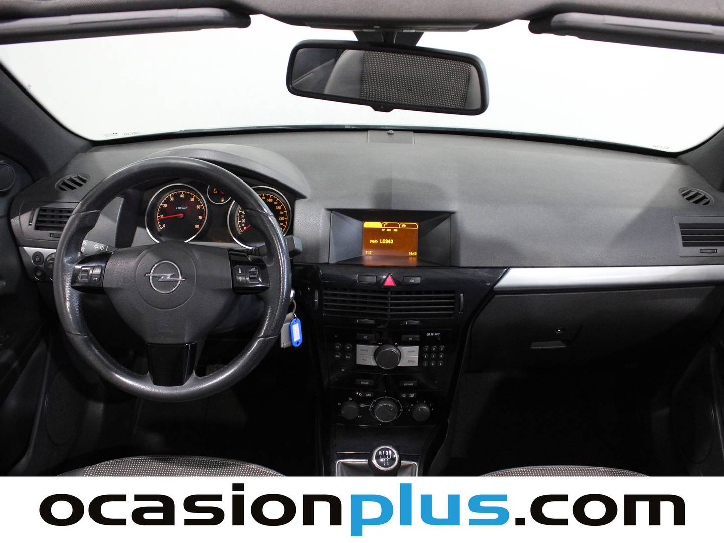 Opel Astra Opel Astra 1.8 Twin Top Cosmo (140 CV) de segunda mano