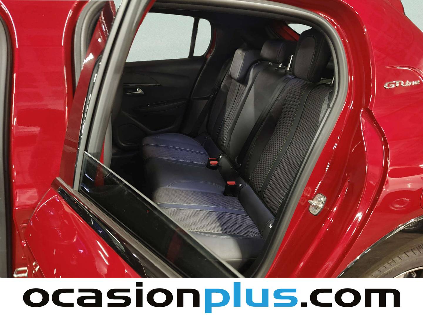 Foto asientos delanteros Peugeot 208 Peugeot 208 PureTech 100 S&S GT Line (100 CV)