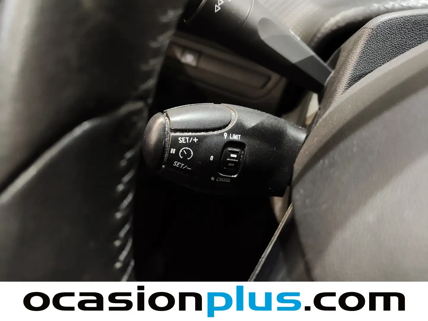 Foto Peugeot 2008 Peugeot 2008 BlueHDi 100 S&S Style (100 CV)