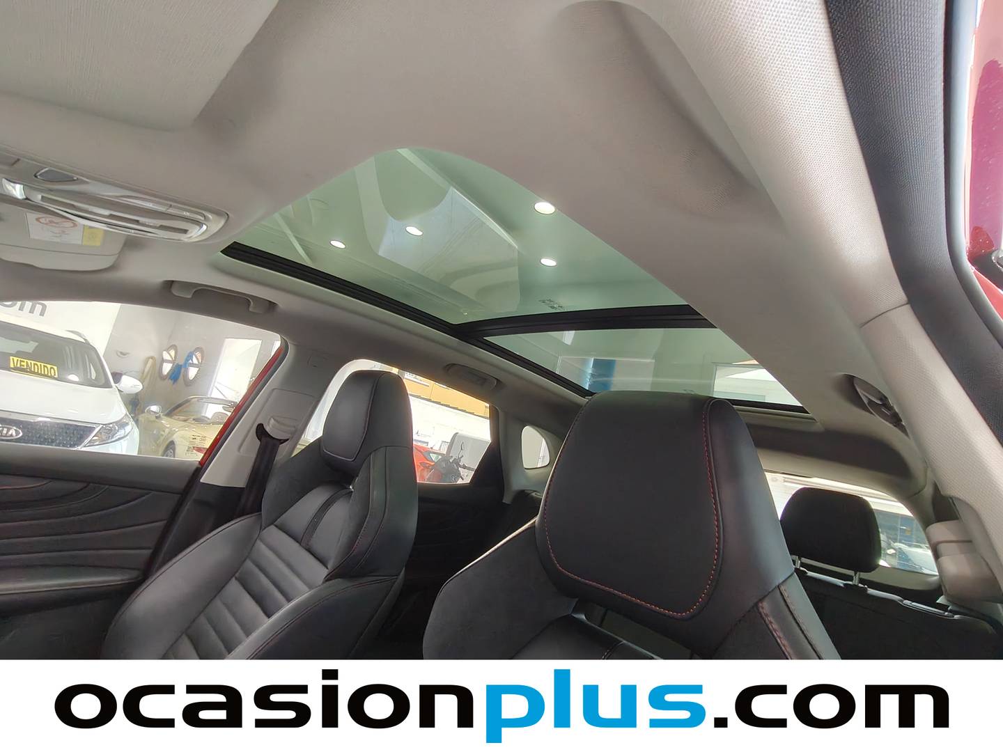 Extras y acabados del MG HS MG HS 1.5 Turbo GDI Luxury DCT (162 CV)