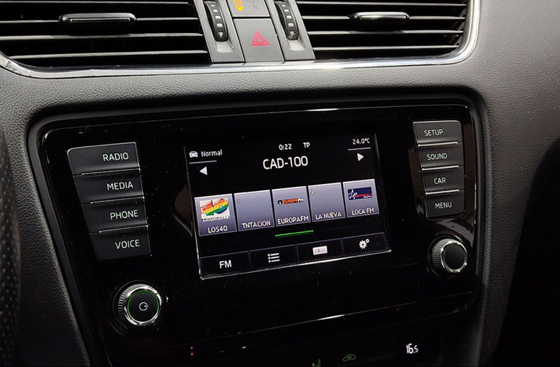 Škoda Octavia Combi 2.0 TDI RS DSG - foto 36