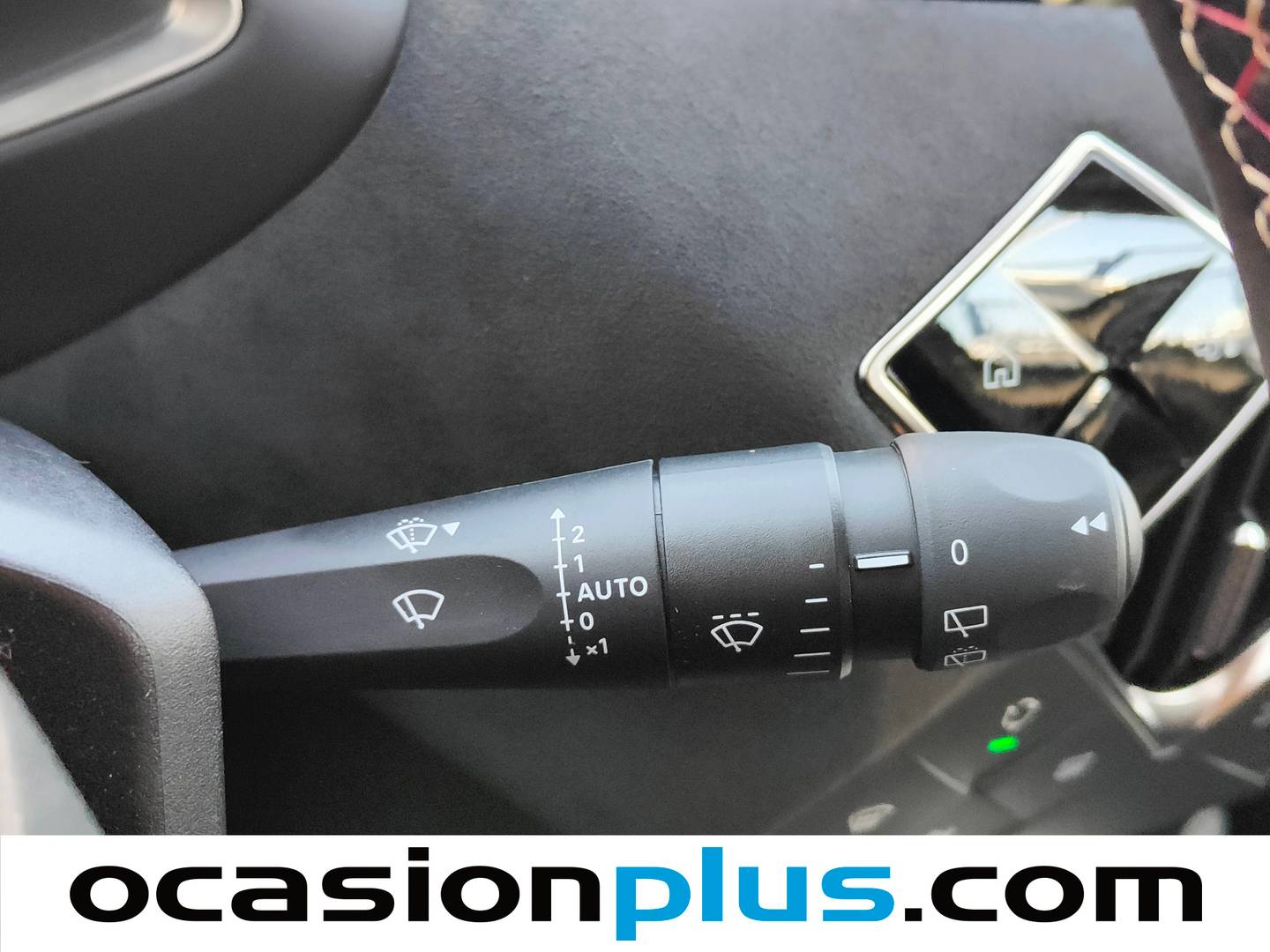 Foto DS DS 7 Crossback DS DS7 Crossback PureTech 180 Performance Line+ Auto (180 CV)