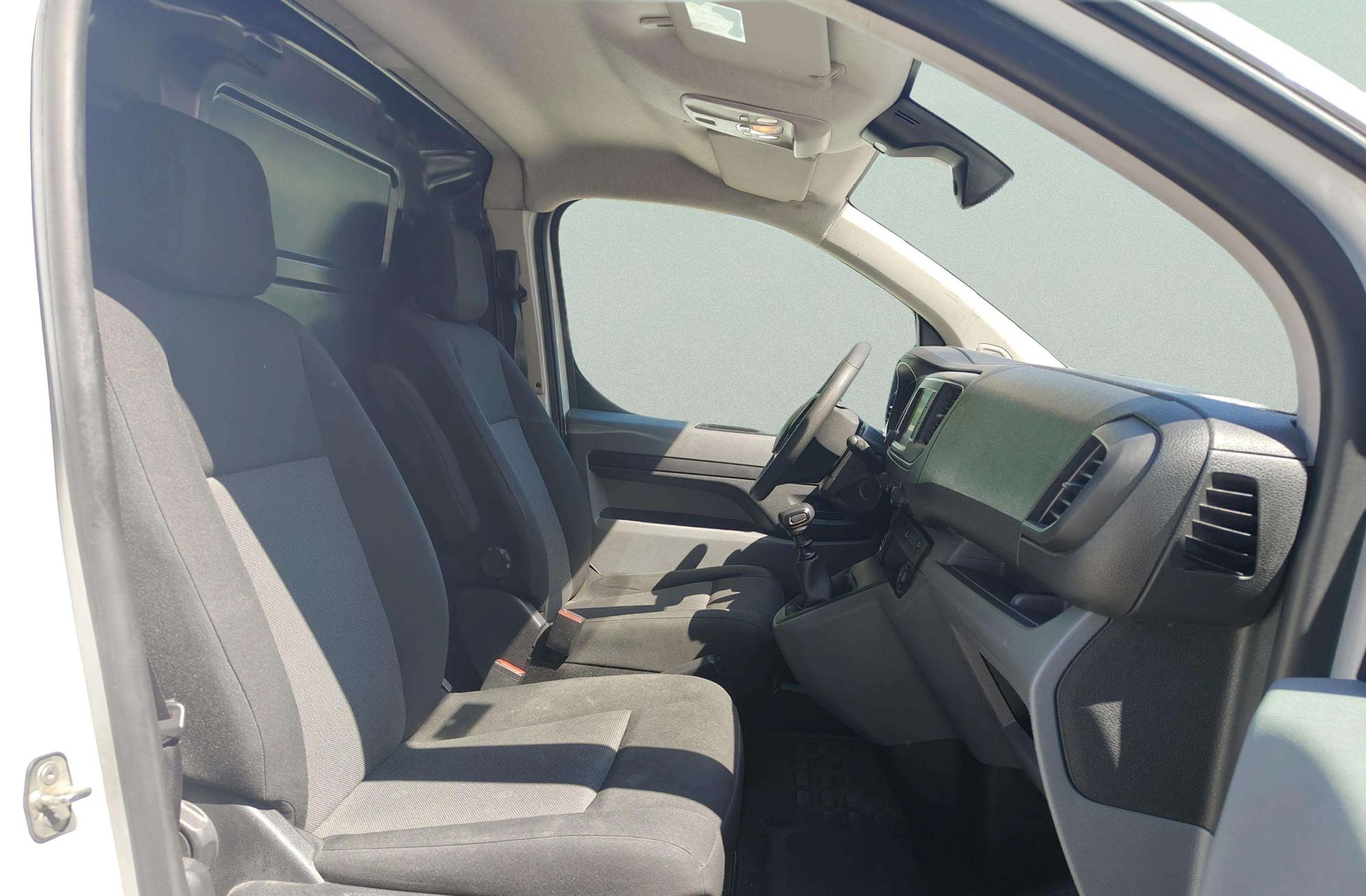 Citroën Jumpy Furgon BlueHDi 100 Talla XL - foto 16