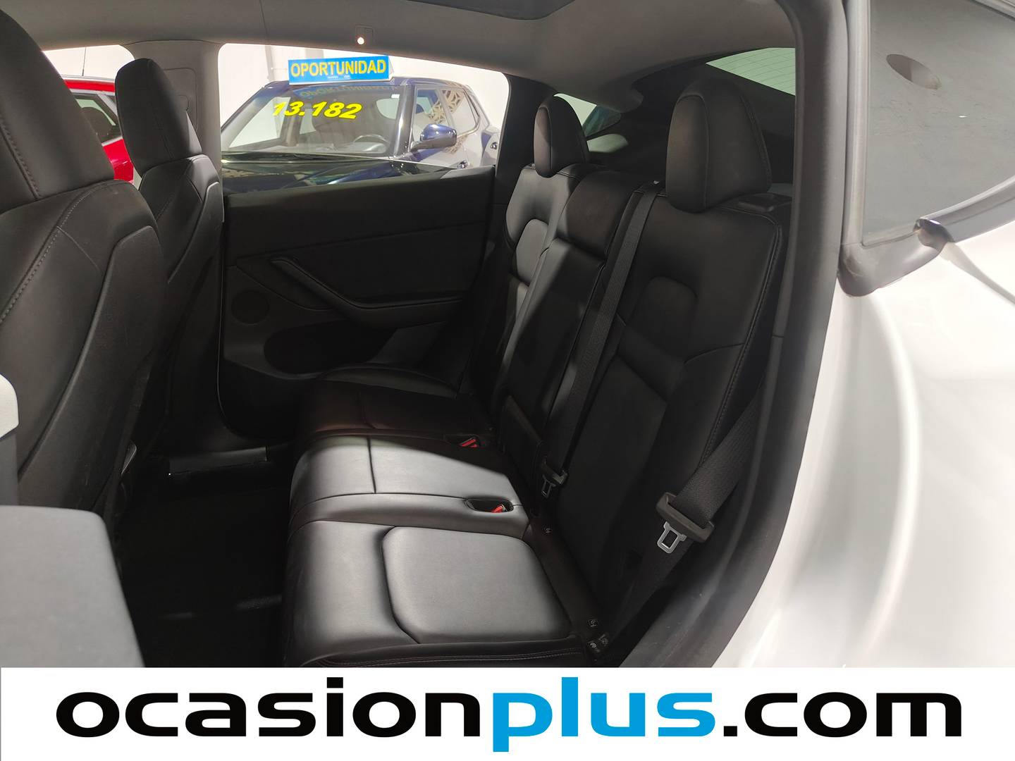 Foto asientos traseros Tesla Model Y Tesla Model Y Gran Autonomía 4WD (514 CV)