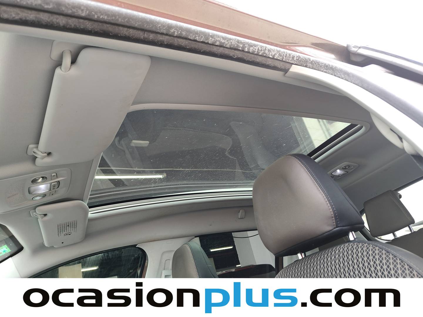 Extras y acabados del Peugeot 2008 Peugeot 2008 e-HDI 115 Allure (115 CV)