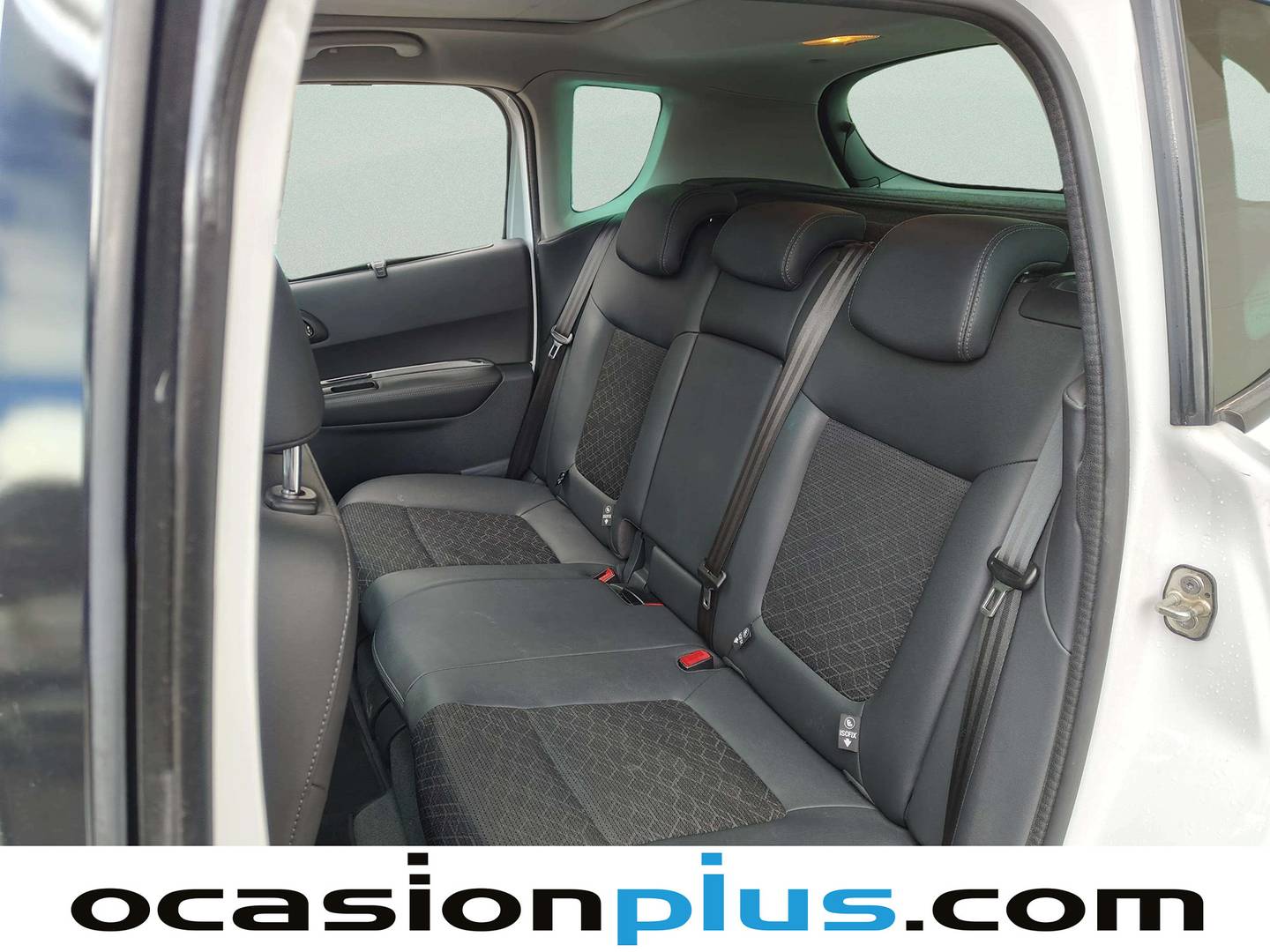 Foto Peugeot 3008 Peugeot 3008 1.2 PureTech S&S Allure (130 CV)