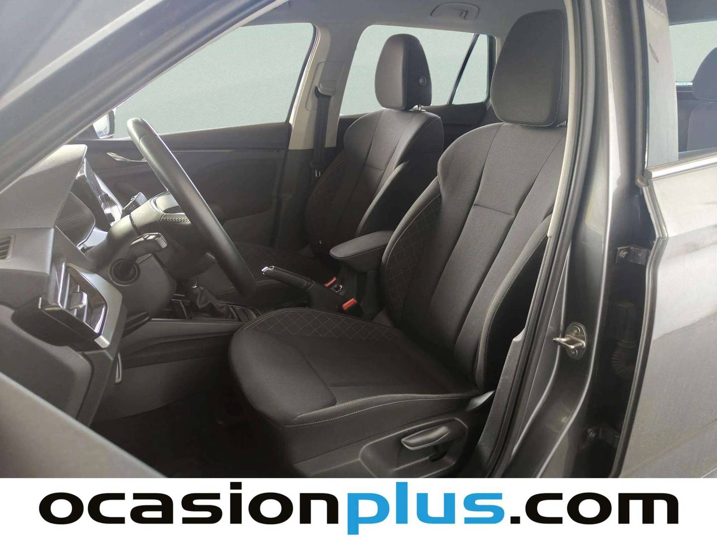 Foto asientos delanteros Skoda Kamiq Skoda Kamiq 1.0 TSI Ambition DSG (110 CV)