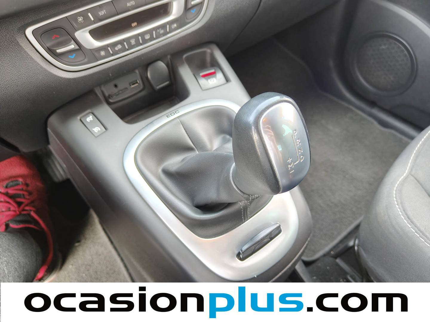 Foto Renault Scénic Renault Scenic Limited dCi (110 CV) EDC