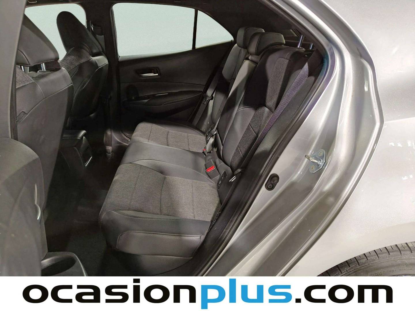Foto asientos traseros Toyota Corolla Toyota Corolla 1.8 125H Style E-CVT (122 CV)