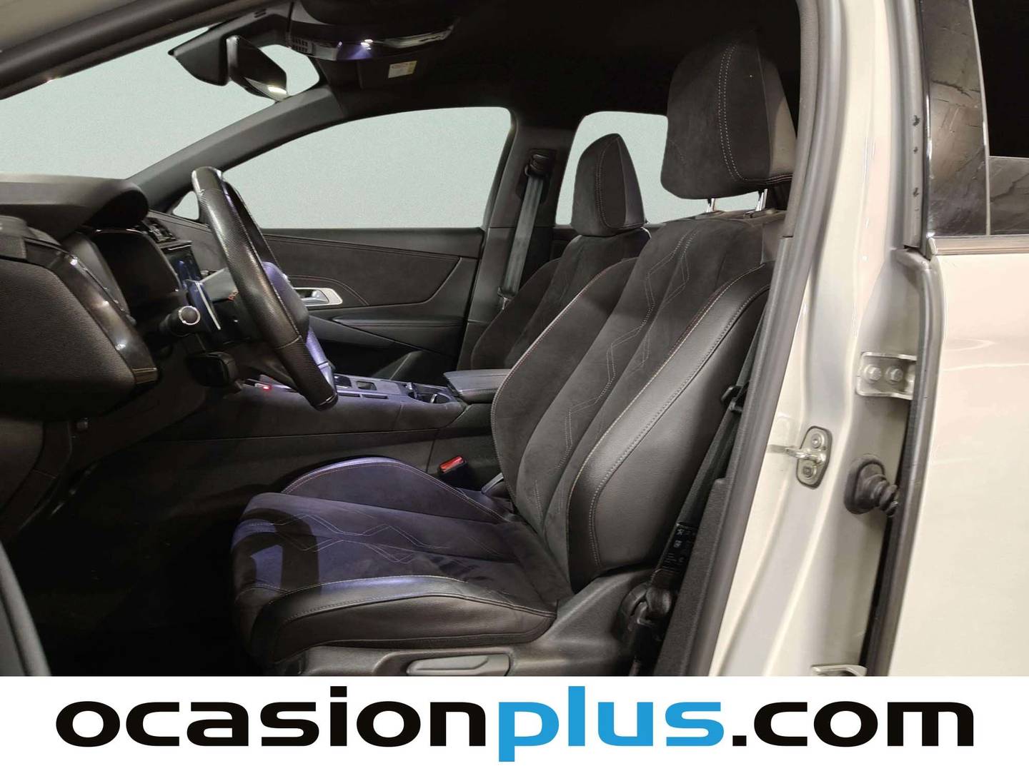 Foto DS DS 7 Crossback E-Tense DS DS7 Crossback E-Tense 225 Performance Line Auto  (225 CV)