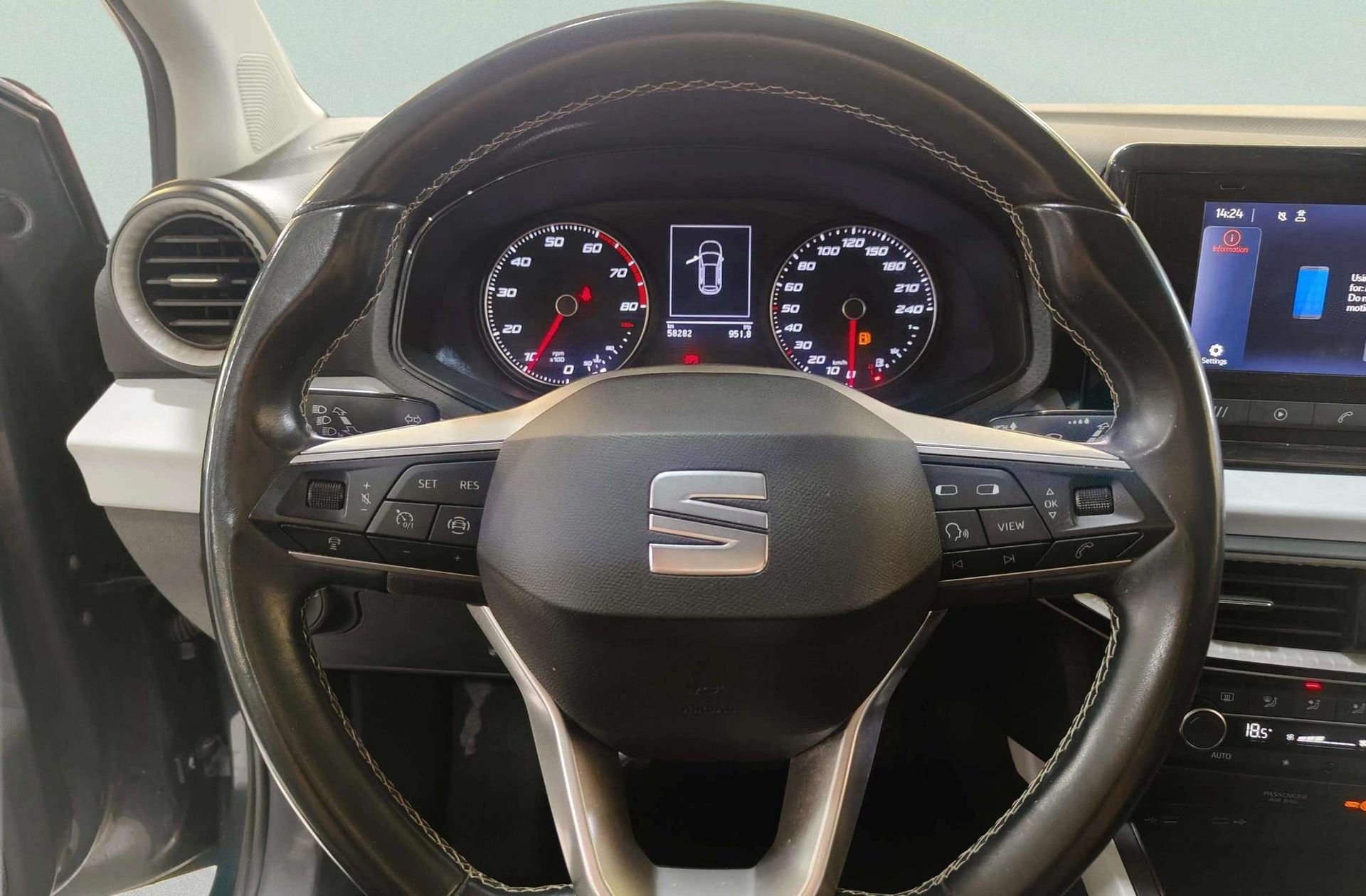 SEAT Arona 1.0 TSI Style XL Edition - foto 18