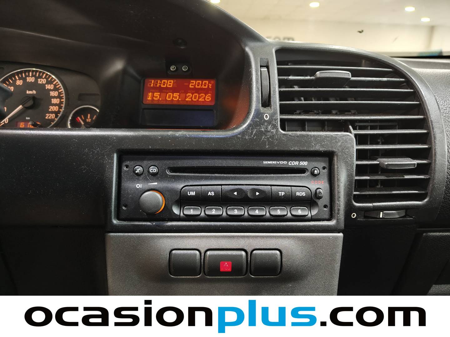 Equipamiento del Opel Zafira Opel Zafira 2.2 DTI 16v Elegance (125 CV)