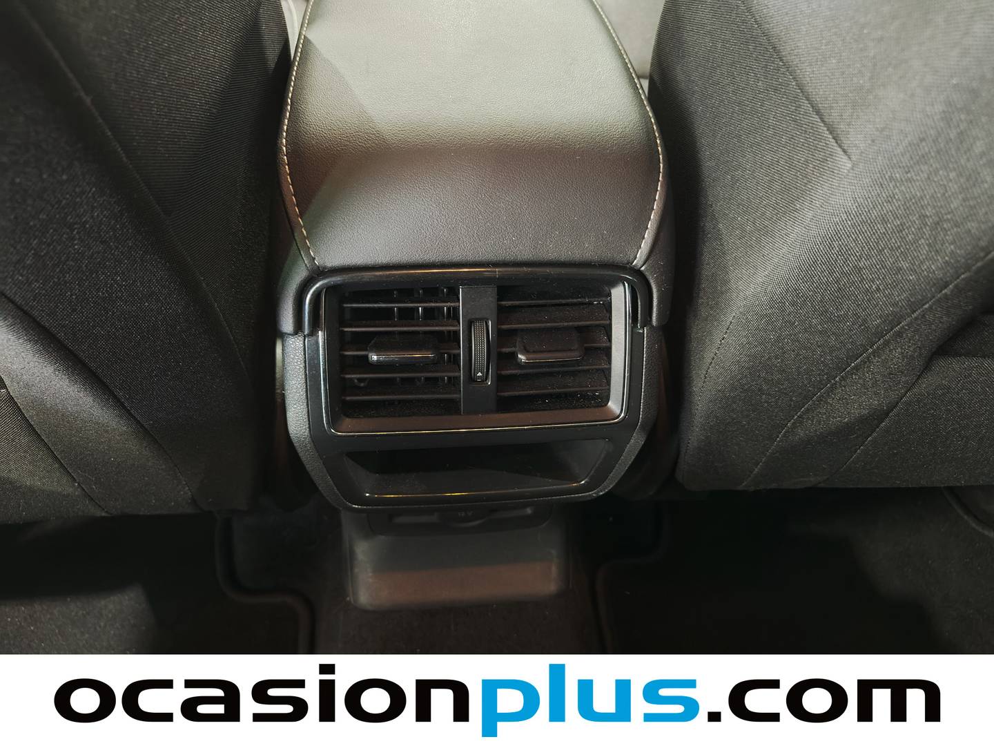 Foto Skoda Karoq Skoda Karoq 1.6 TDI Ambition  (115 CV)