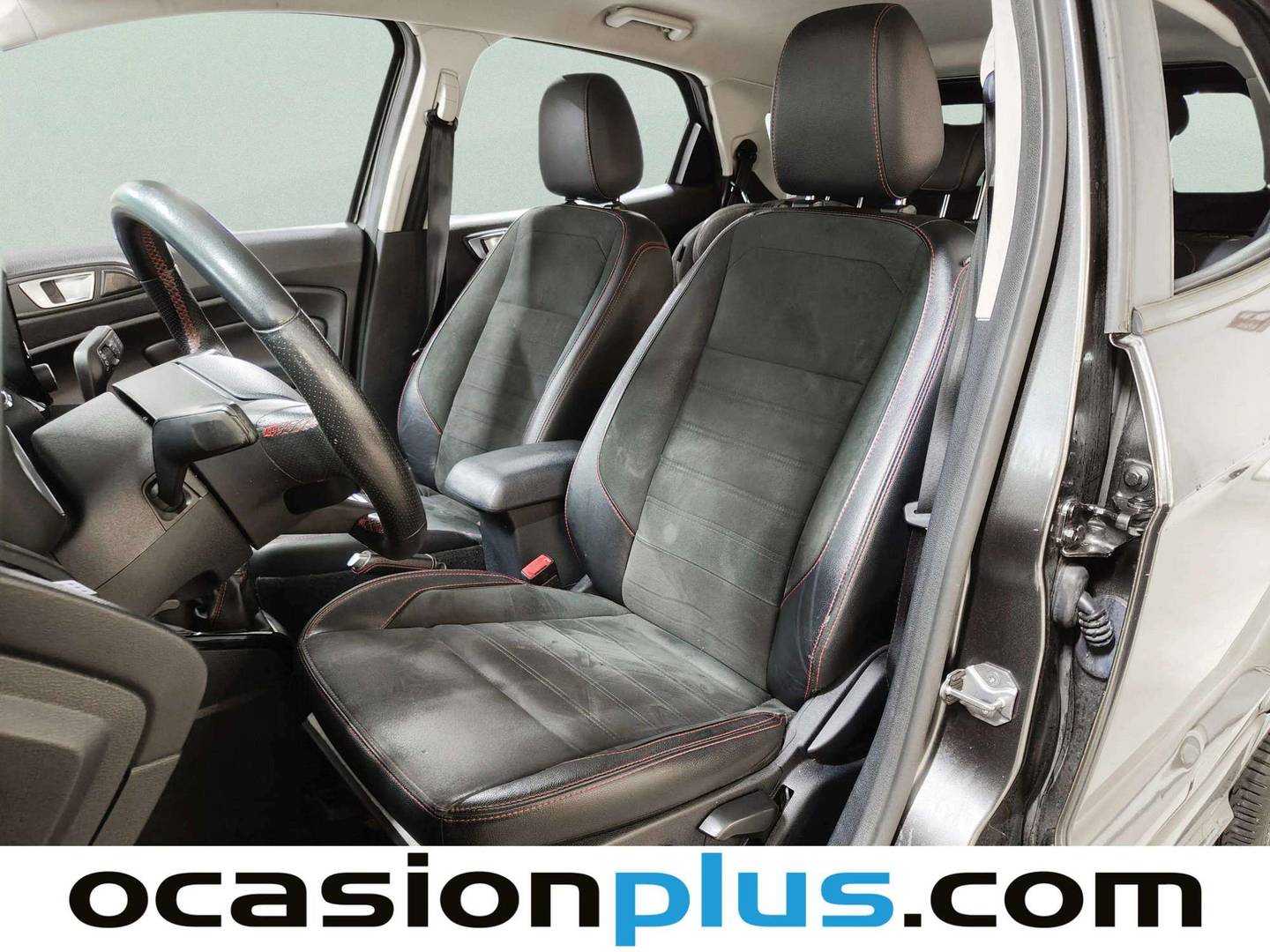 Foto asientos delanteros Ford EcoSport Ford EcoSport 1.0T EcoBoost S&S ST Line (125 CV)