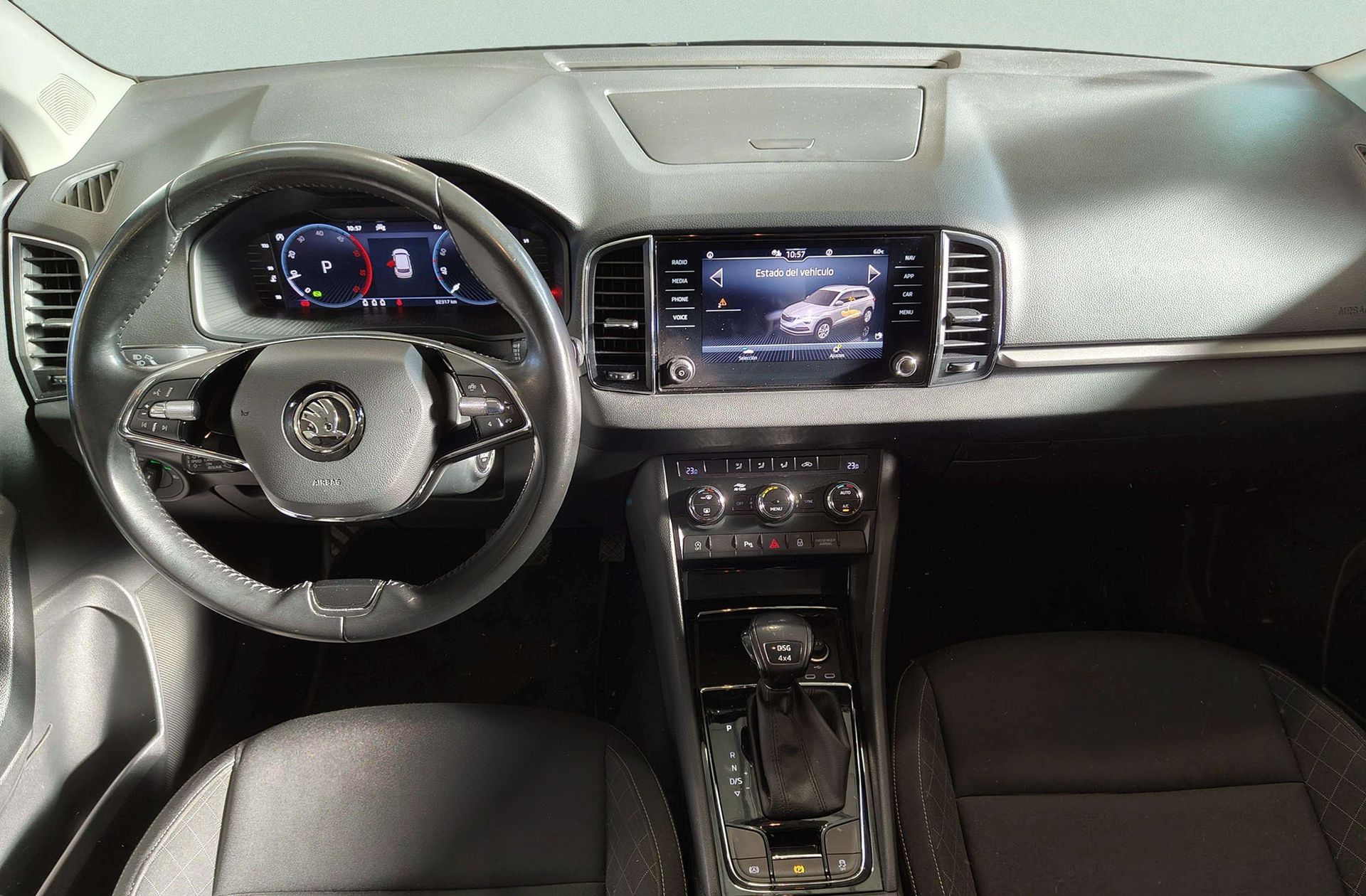 Škoda Karoq 2.0 TDI Ambition 4x4 DSG - foto 7