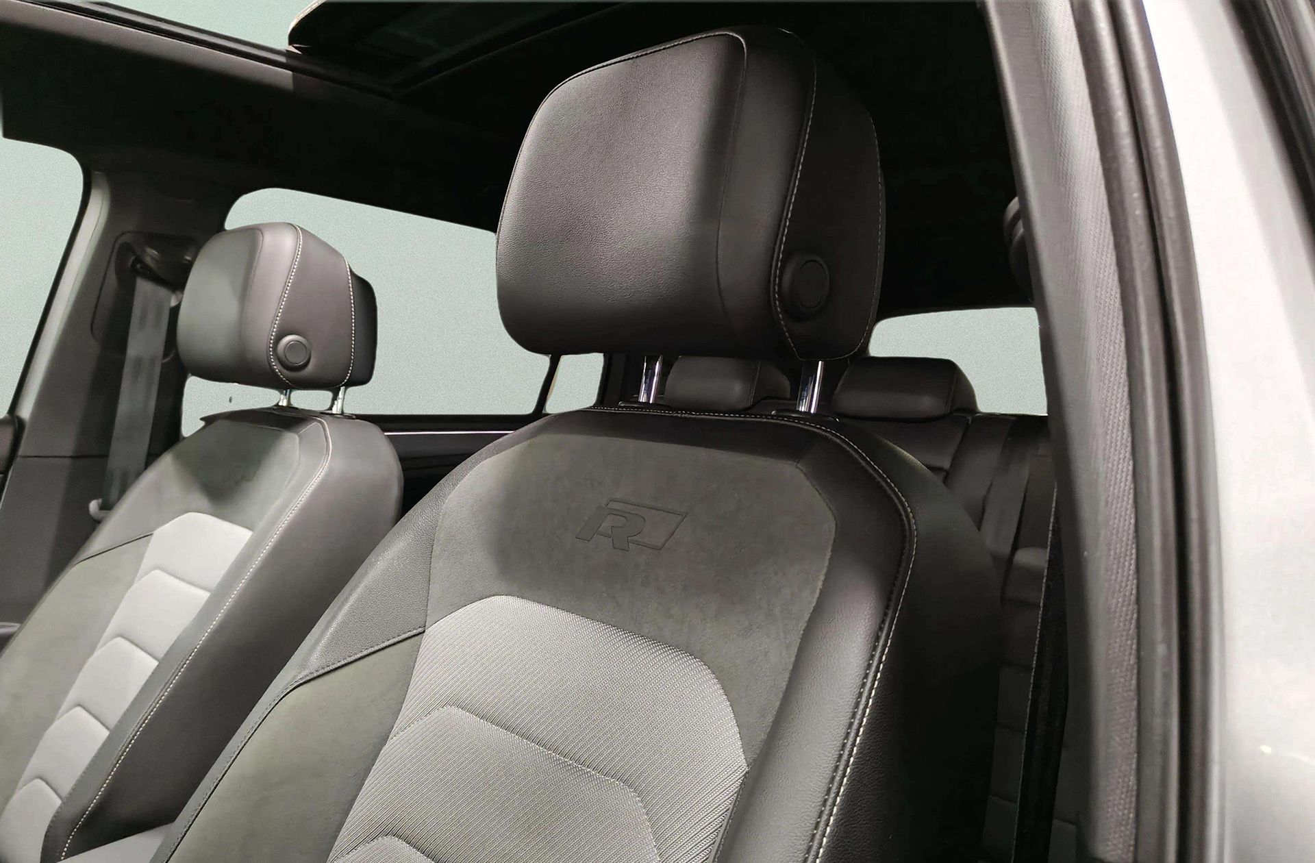 Volkswagen Tiguan Allspace Sport 2.0 TDI Pack R-line - foto 10