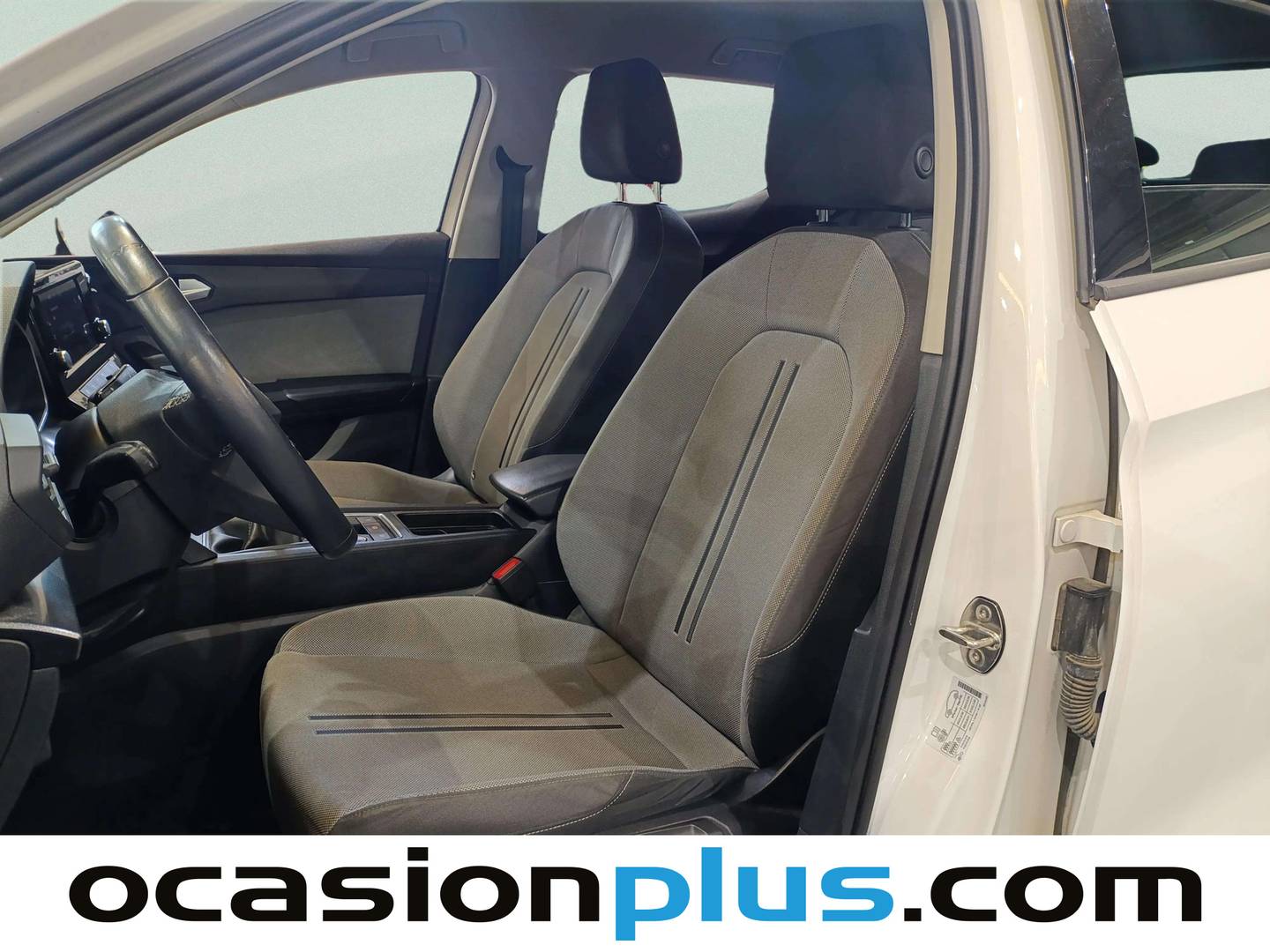 Foto asientos delanteros Seat León Seat León 1.5 TSI S&S Style Go (130 CV)