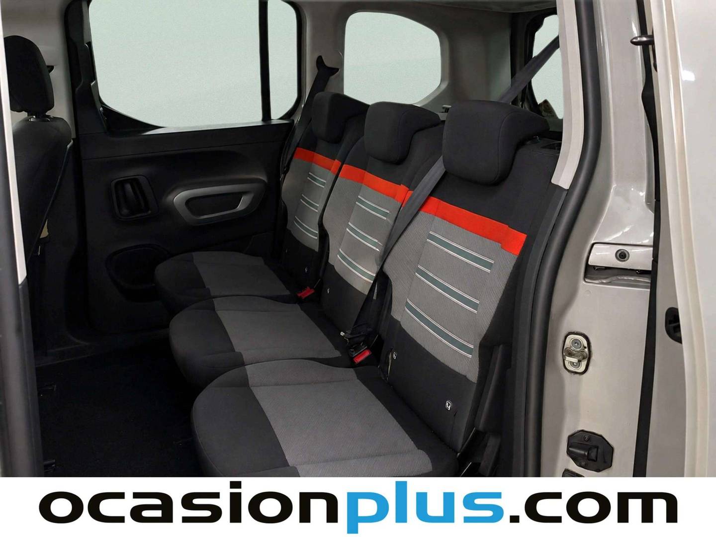 Foto asientos traseros Citroën Berlingo Citroën Berlingo BlueHDi 130 S&S Talla M Shine (130 CV)