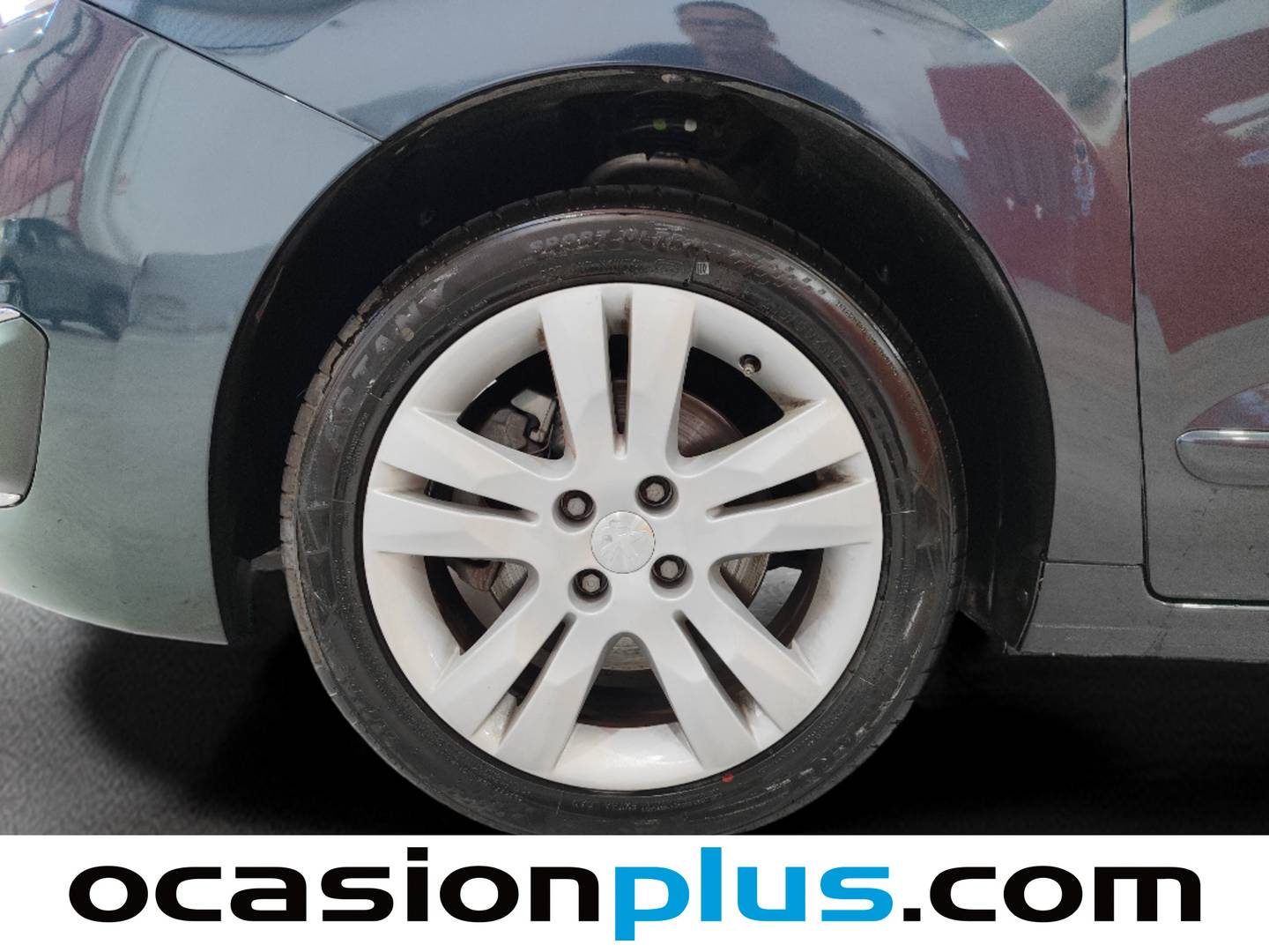 Peugeot 5008 Peugeot 5008 1.6 BlueHDi Style FAP (120 CV) 7 PLAZAS de ocasión