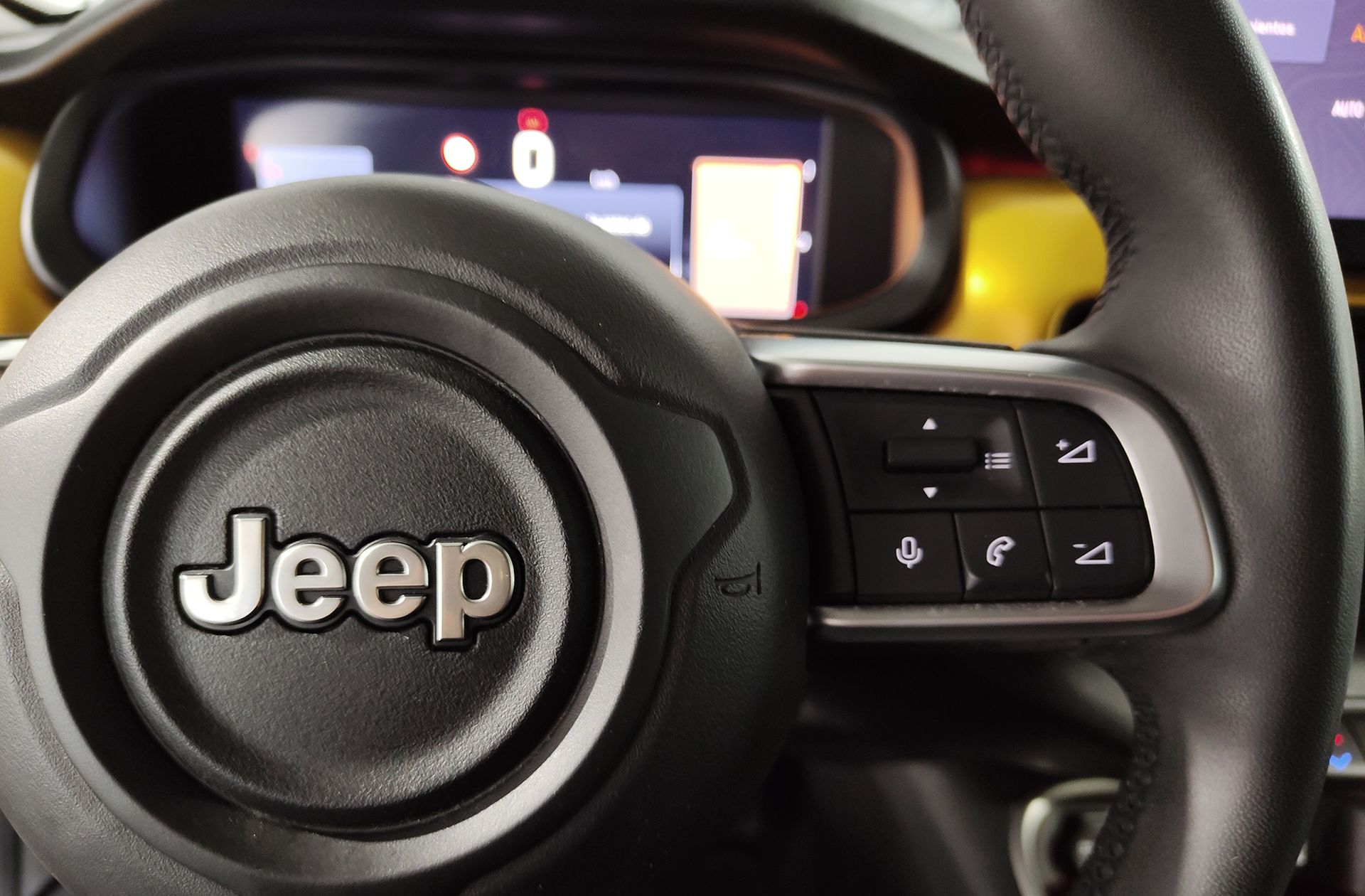 Jeep Avenger 1.2 G Summit - foto 37