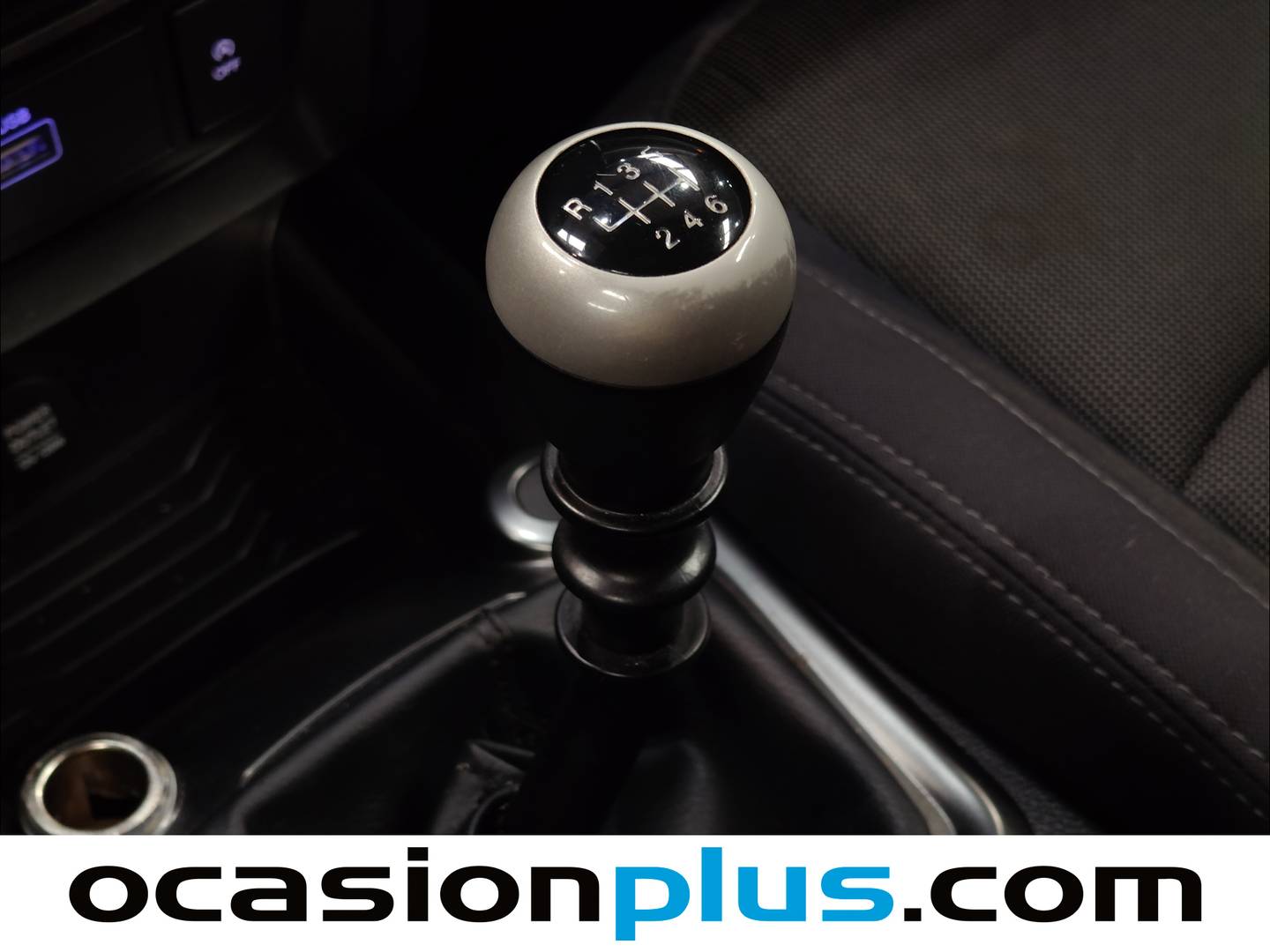 SsangYong Tivoli Ssangyong Tivoli G12T Urban Plus (128 CV) de segunda mano