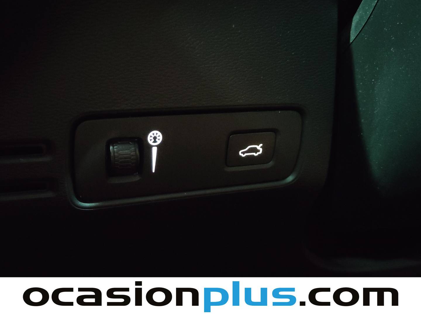 Foto Volvo XC40 Volvo XC40 D4 R-Design AWD Auto (190 CV)