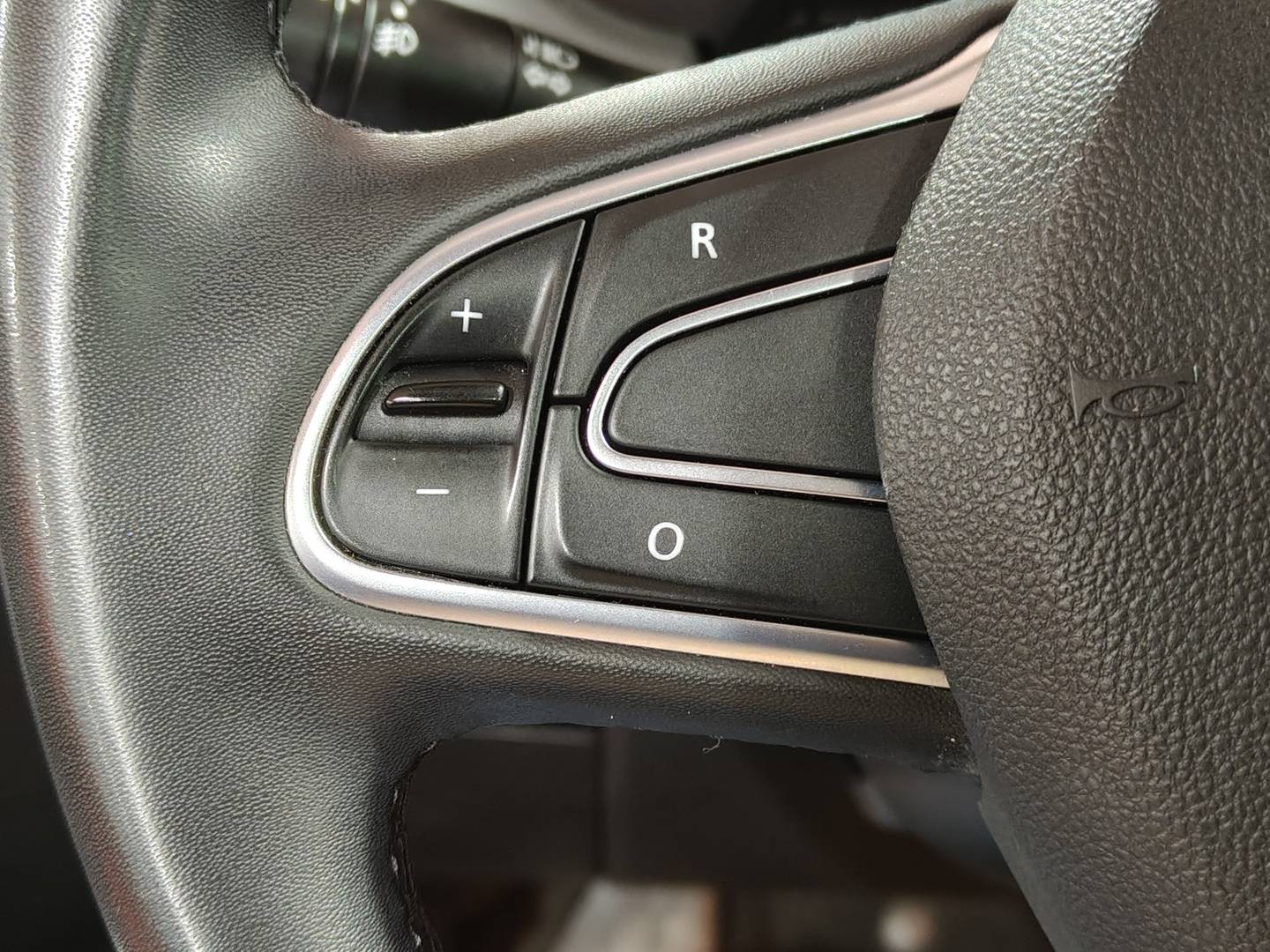 Foto Renault Grand Scénic Renault Grand Scenic Limited TCe (140 CV) EDC GPF 7 Plazas