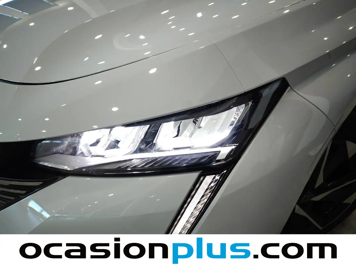 Foto Peugeot 308 Peugeot 308 Allure Hybrid eDCS6 (136 CV)