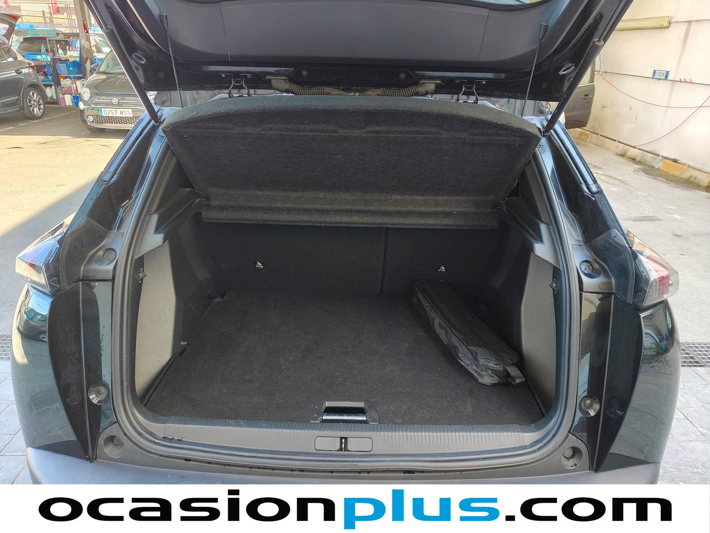 Fotos maletero Peugeot 2008 Peugeot 2008 PureTech 130 S&S Allure Pack EAT8 (130 CV)