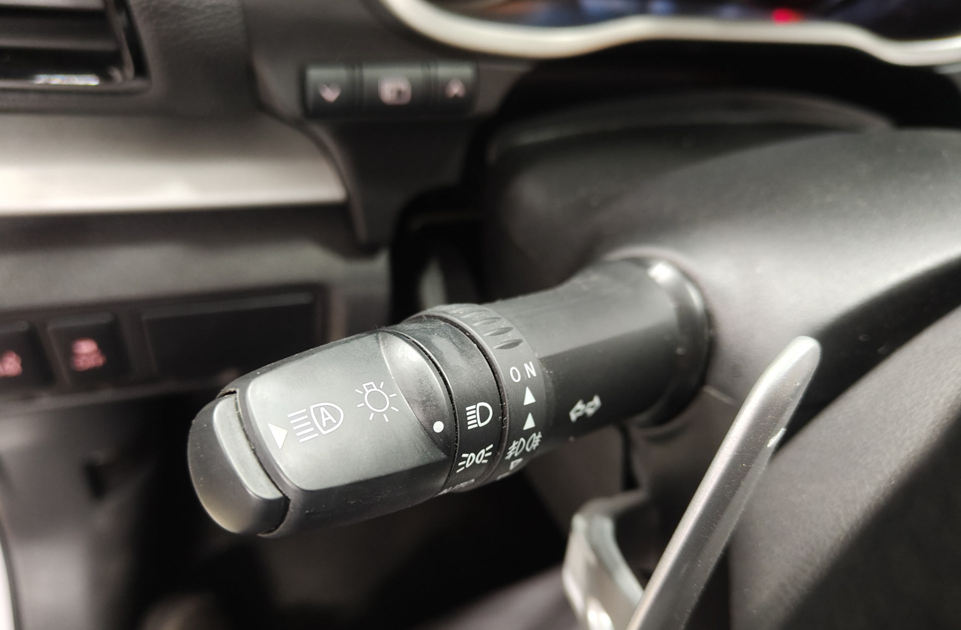 Mitsubishi Eclipse Cross 2.4 PHEV Kaiteki 4WD - foto 25