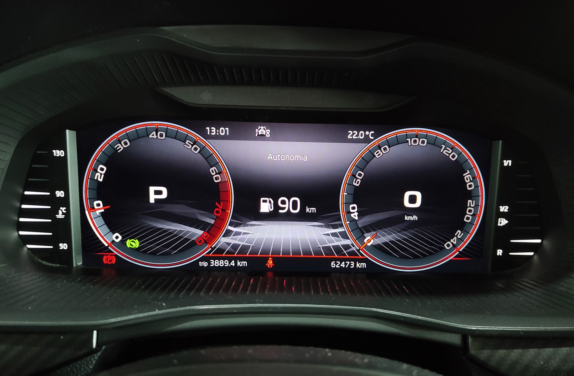 Škoda Kamiq 1.0 TSI Montecarlo DSG - foto 25
