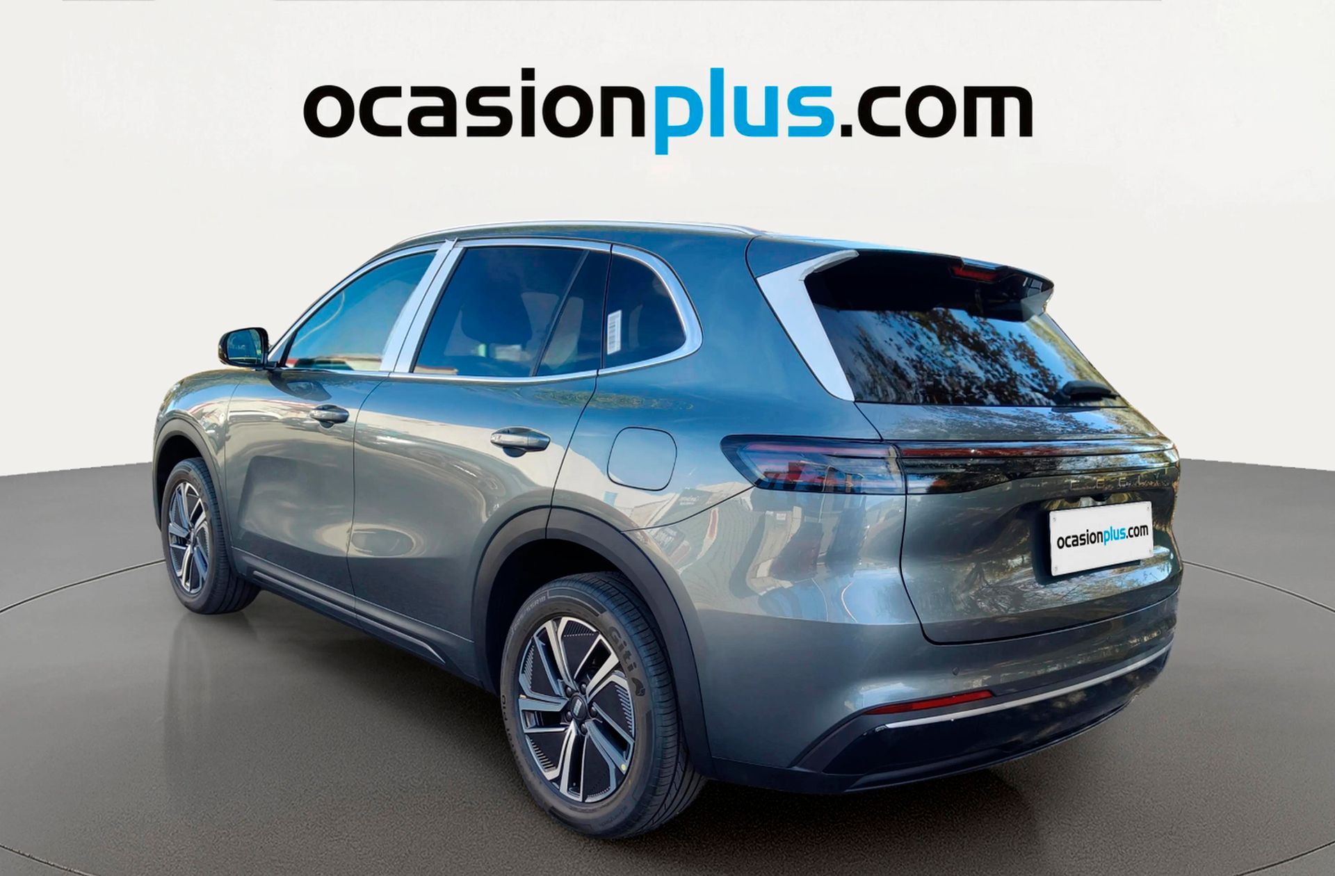 Geely Starray EM-i 1.5 PHEV Pro - foto 3