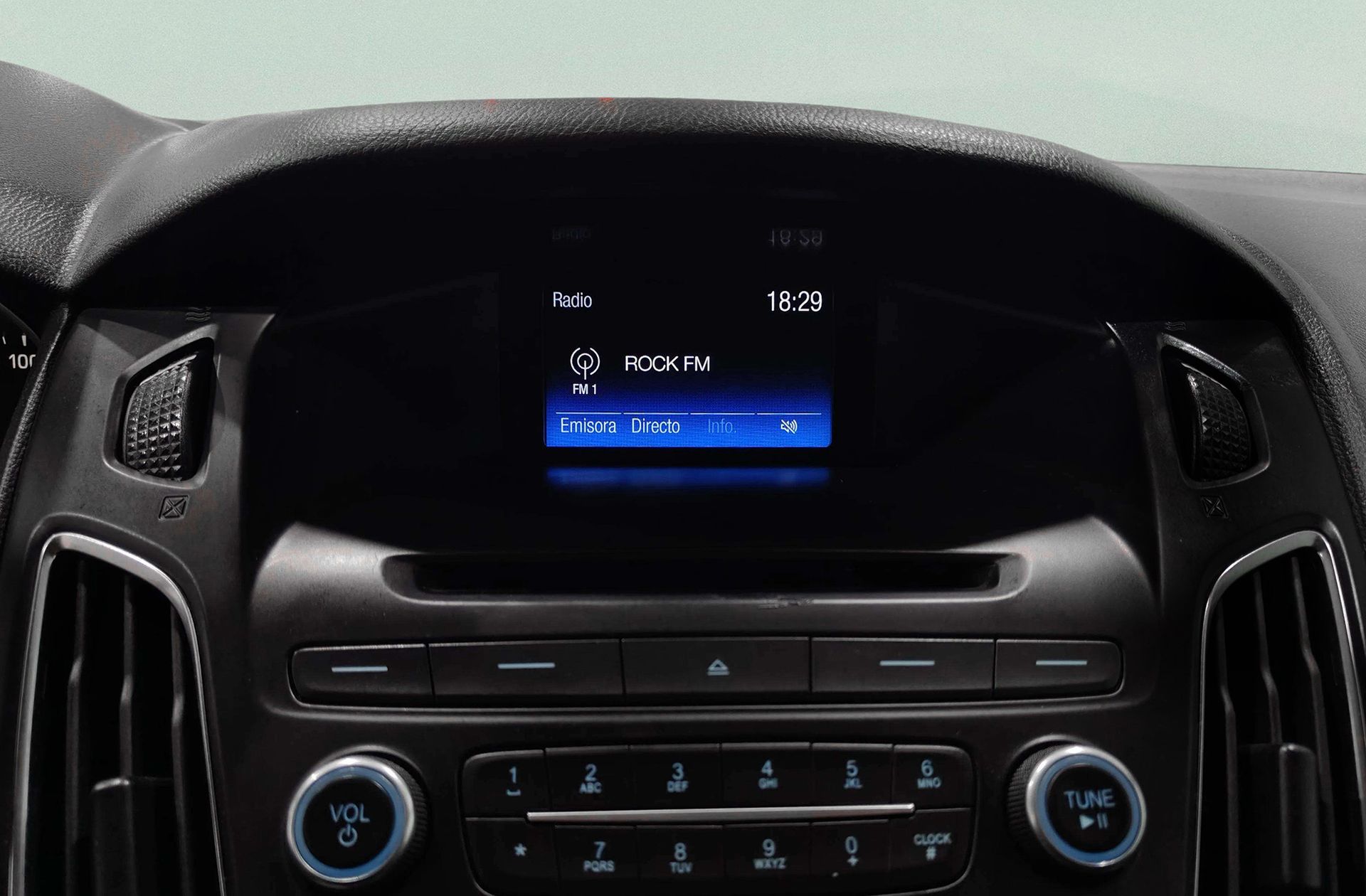 Ford Focus 1.5 TDCi Trend+ Powershift - foto 29