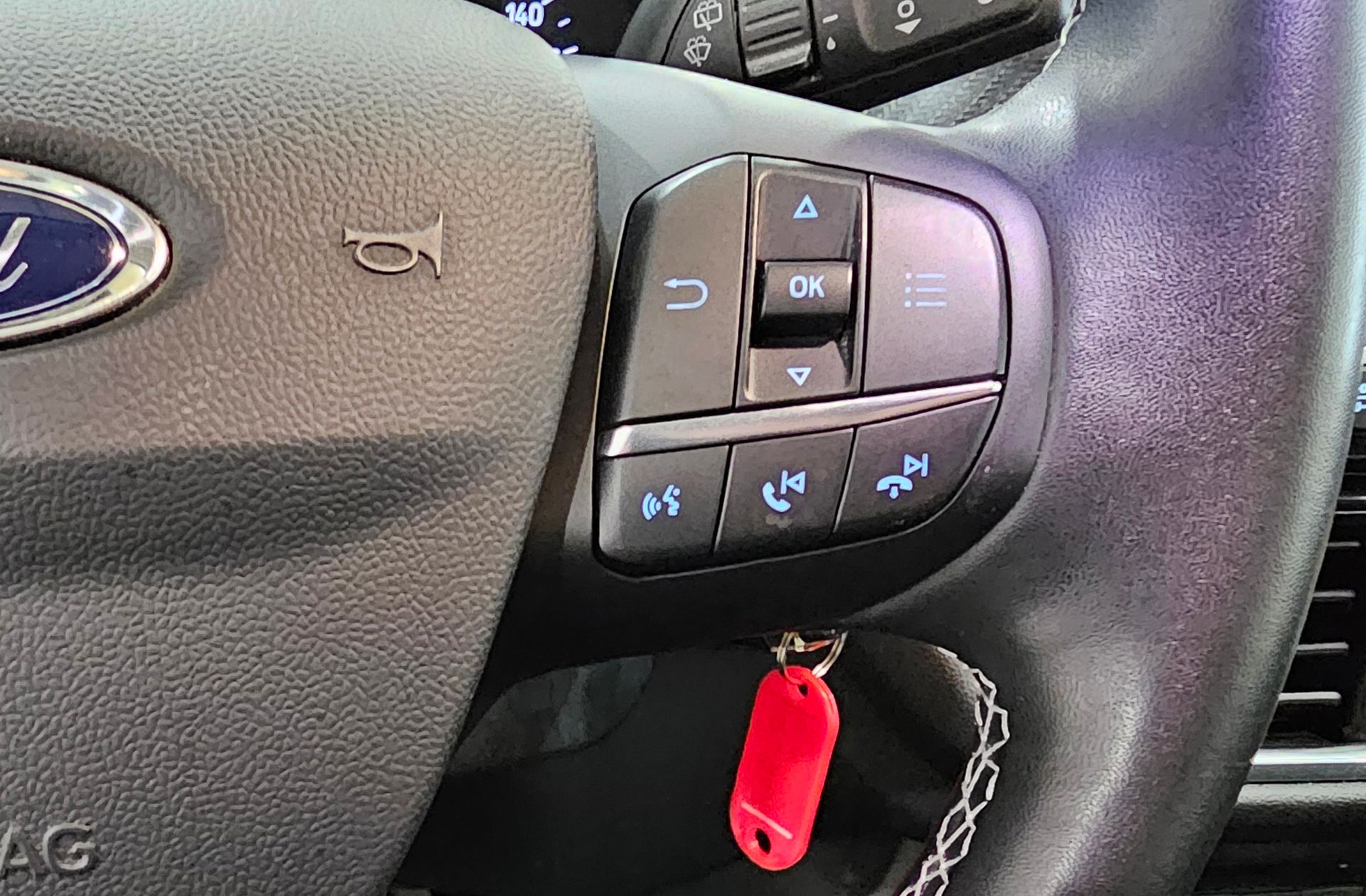Ford Puma 1.0 EcoBoost MHEV Titanium Design - foto 26