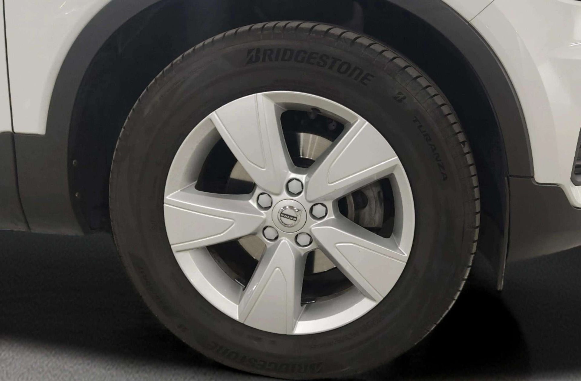 Volvo XC40 T2 Momentum Core - foto 39