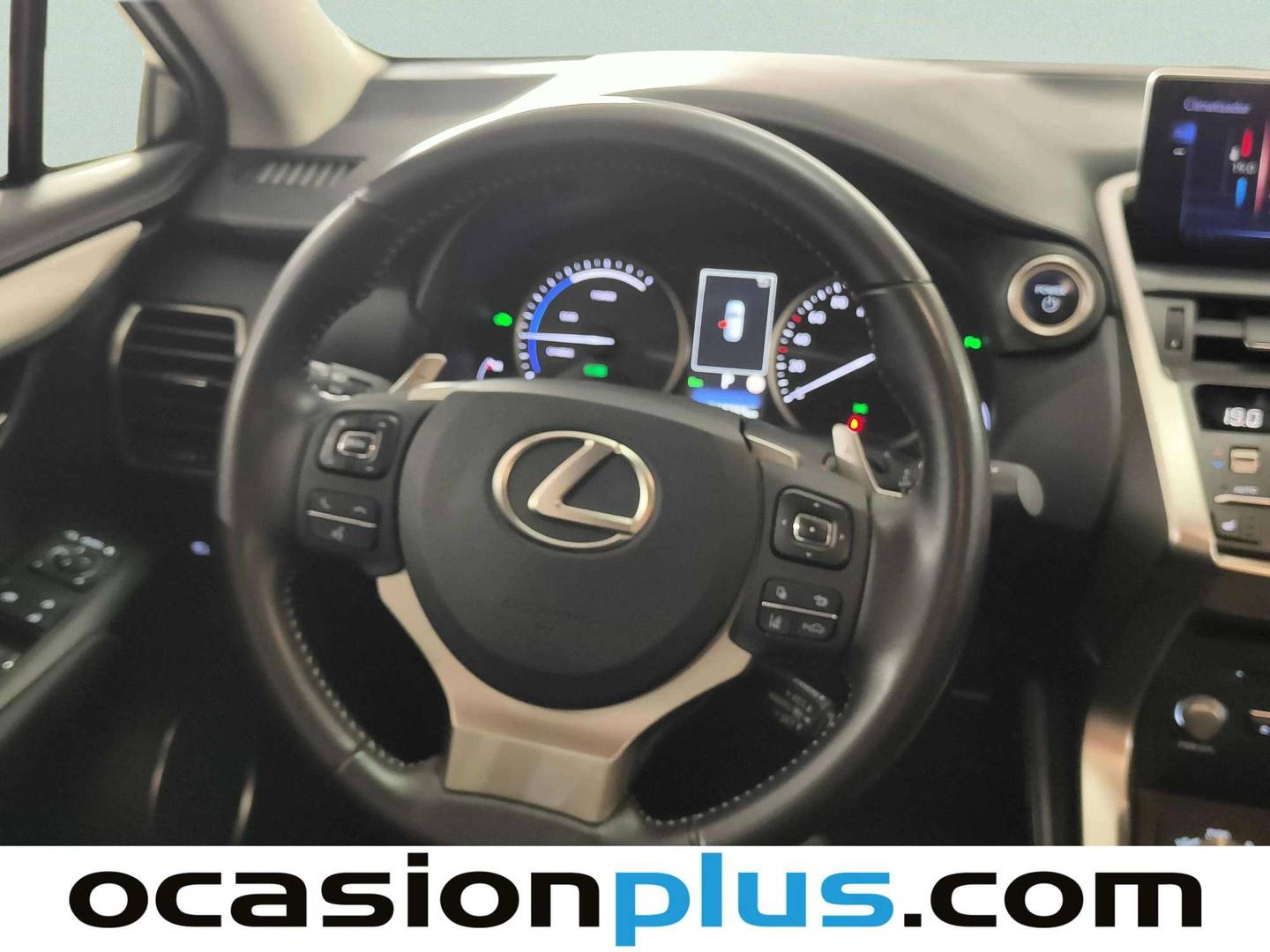 Lexus NX Lexus NX 300h Executive Navigation 4WD (197 CV) de segunda mano