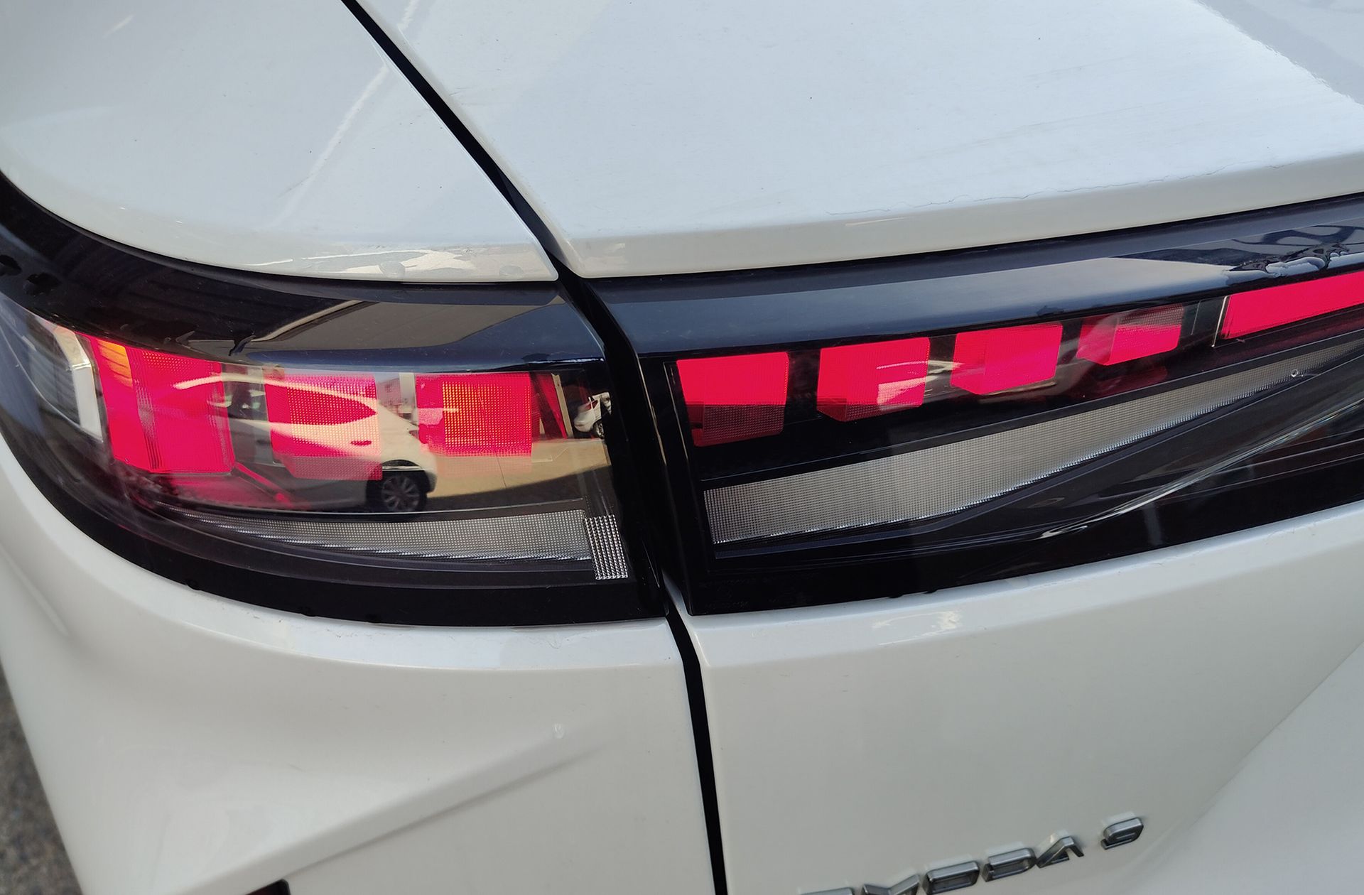 Omoda 9 1.5 T-GDi SHS Premium AWD - foto 28
