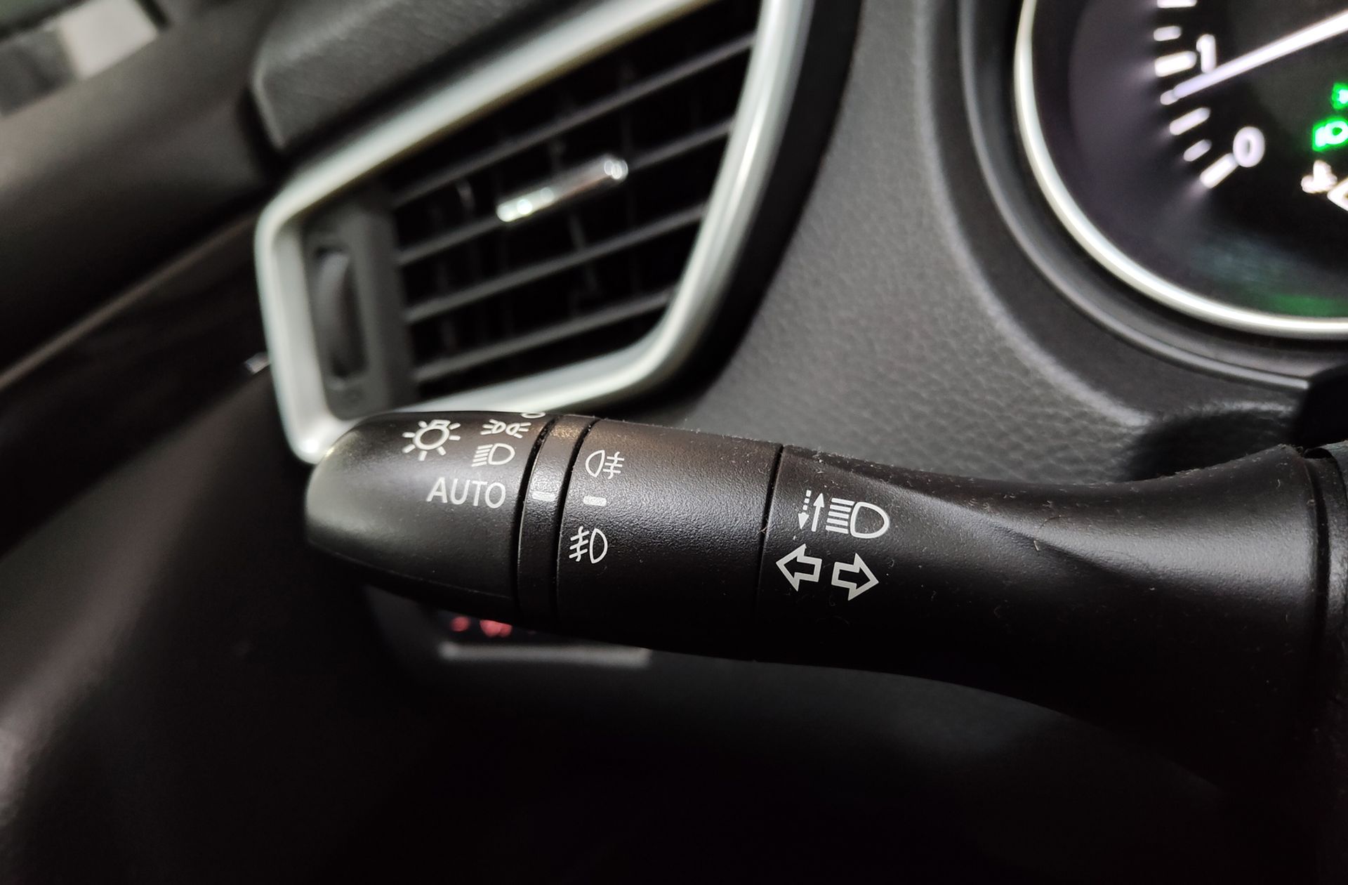 Nissan Qashqai DIG-T 140 N-Connecta - foto 24
